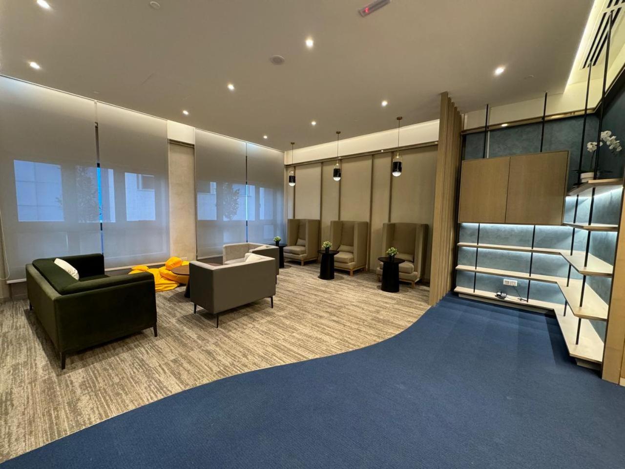 Agile Lux Suites KL