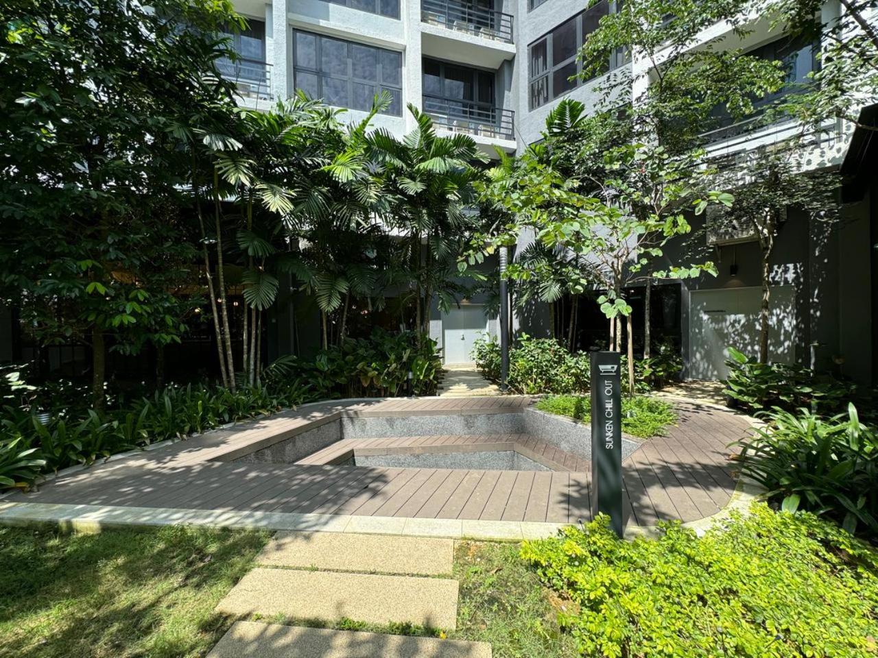 Agile Lux Suites KL