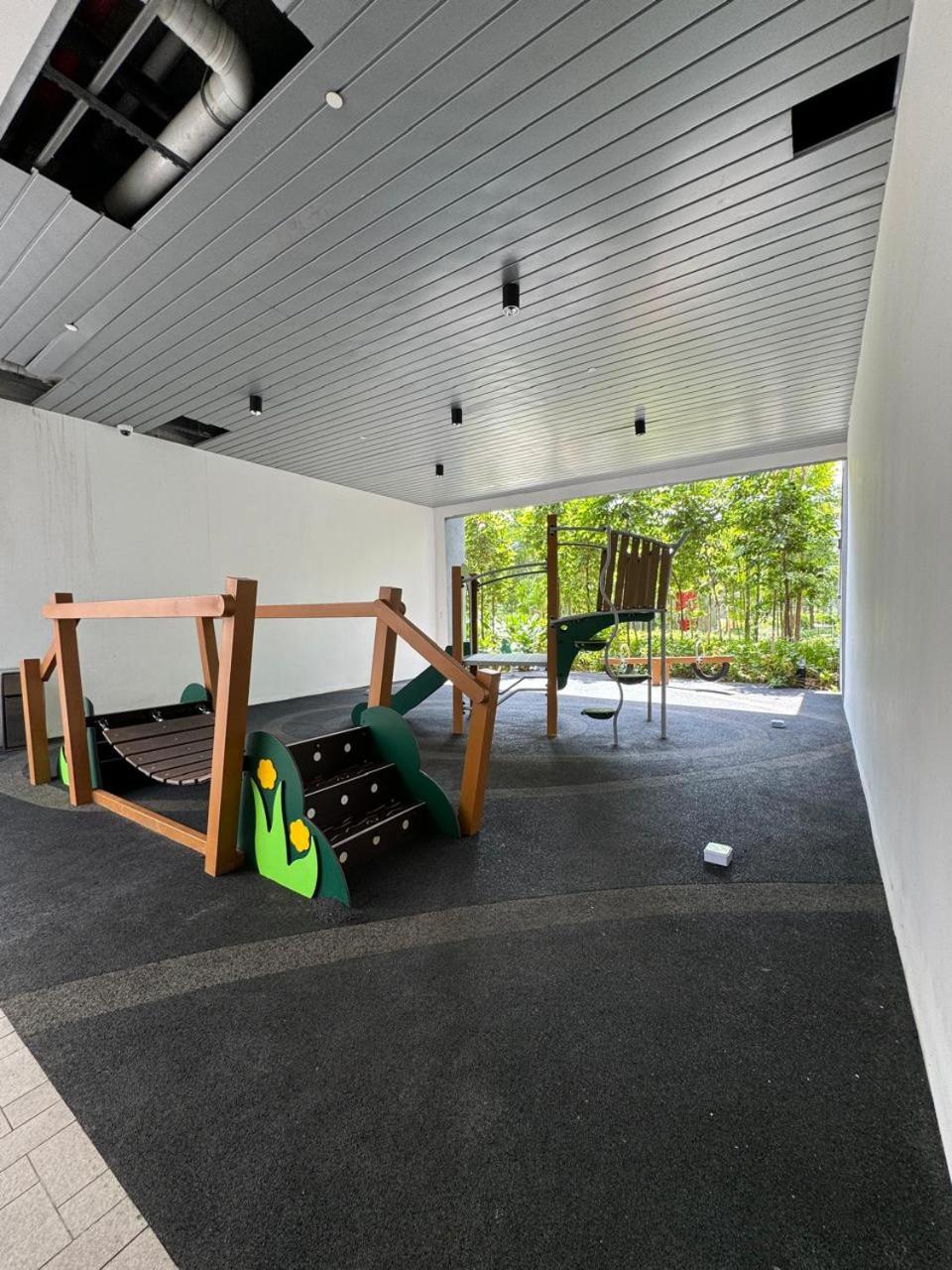 Agile Lux Suites KL