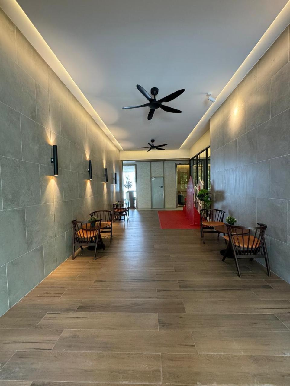 Agile Lux Suites KL