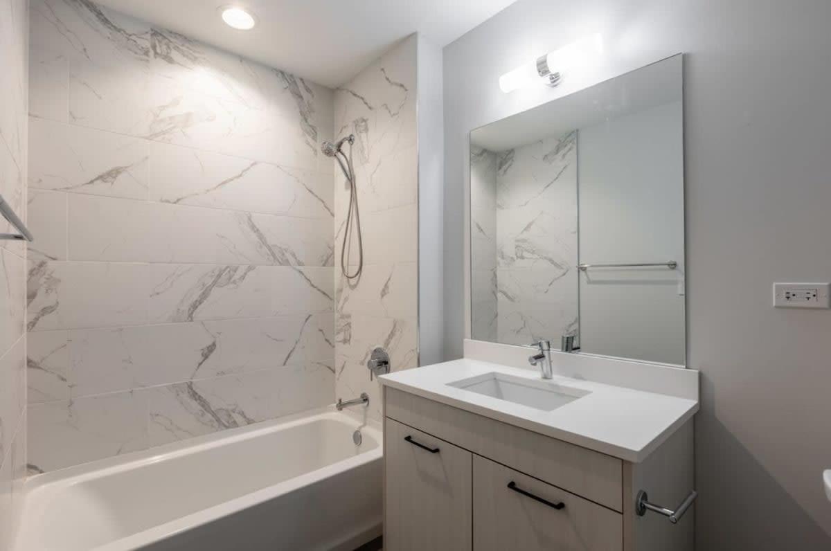 New Built Apartment Sleeps 8 view 3