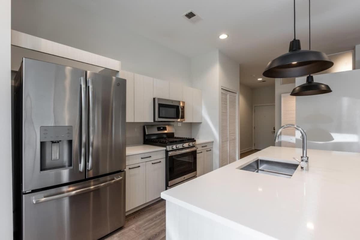 New Built Apartment Sleeps 8 view 4