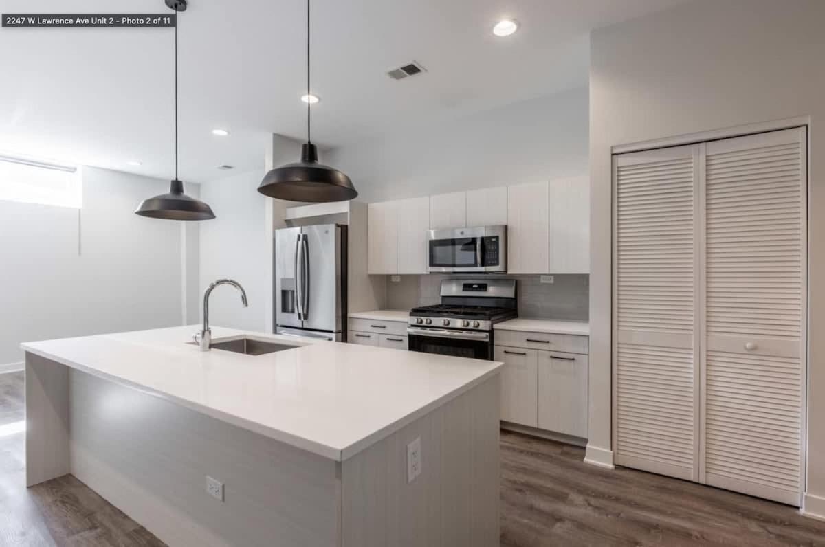 New Built Apartment Sleeps 8 view 5