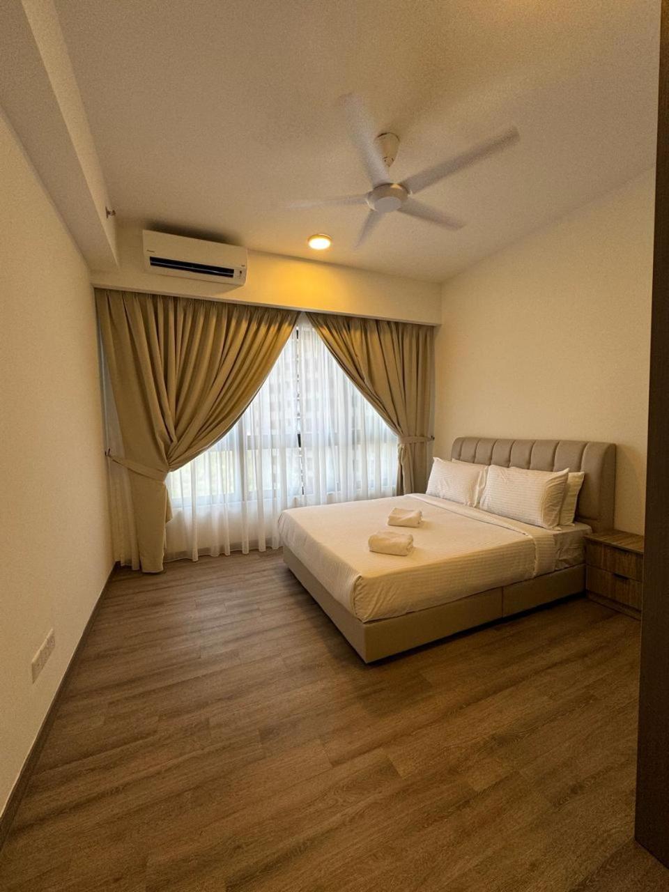 Agile Lux Suites KL