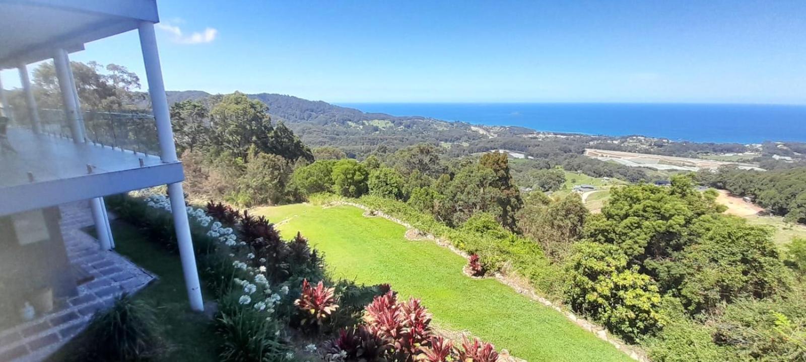 ON TOP Of THE WORLD Garden Studio