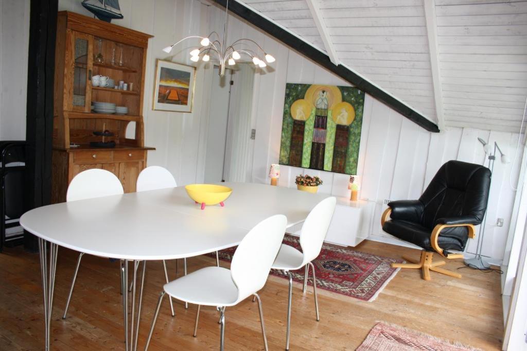 Awesome Home In Ebeltoft With 3 Bedrooms view 2