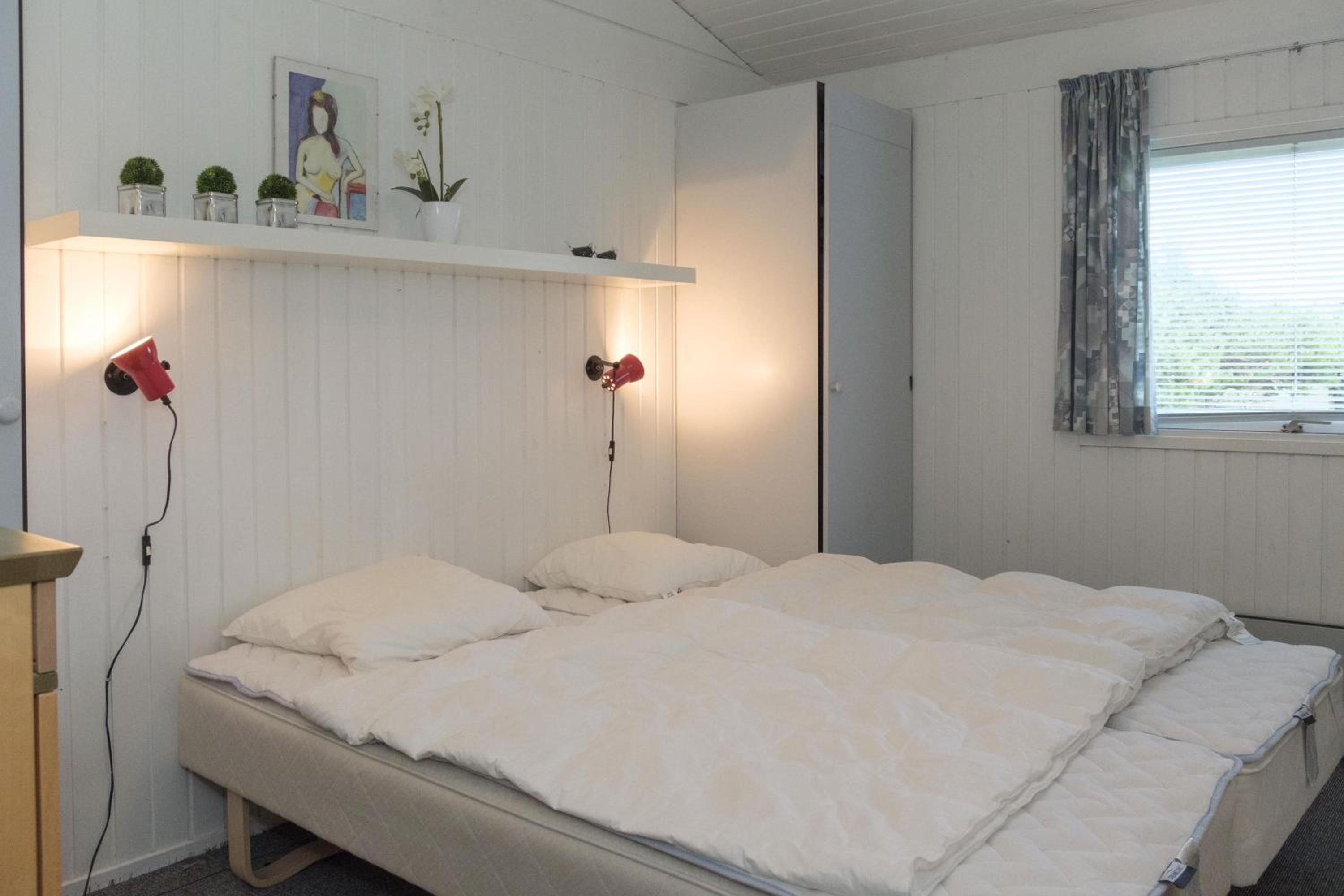 Cozy Holiday Home With Sea View Ideal Getaway Near Ebeltoft view 3