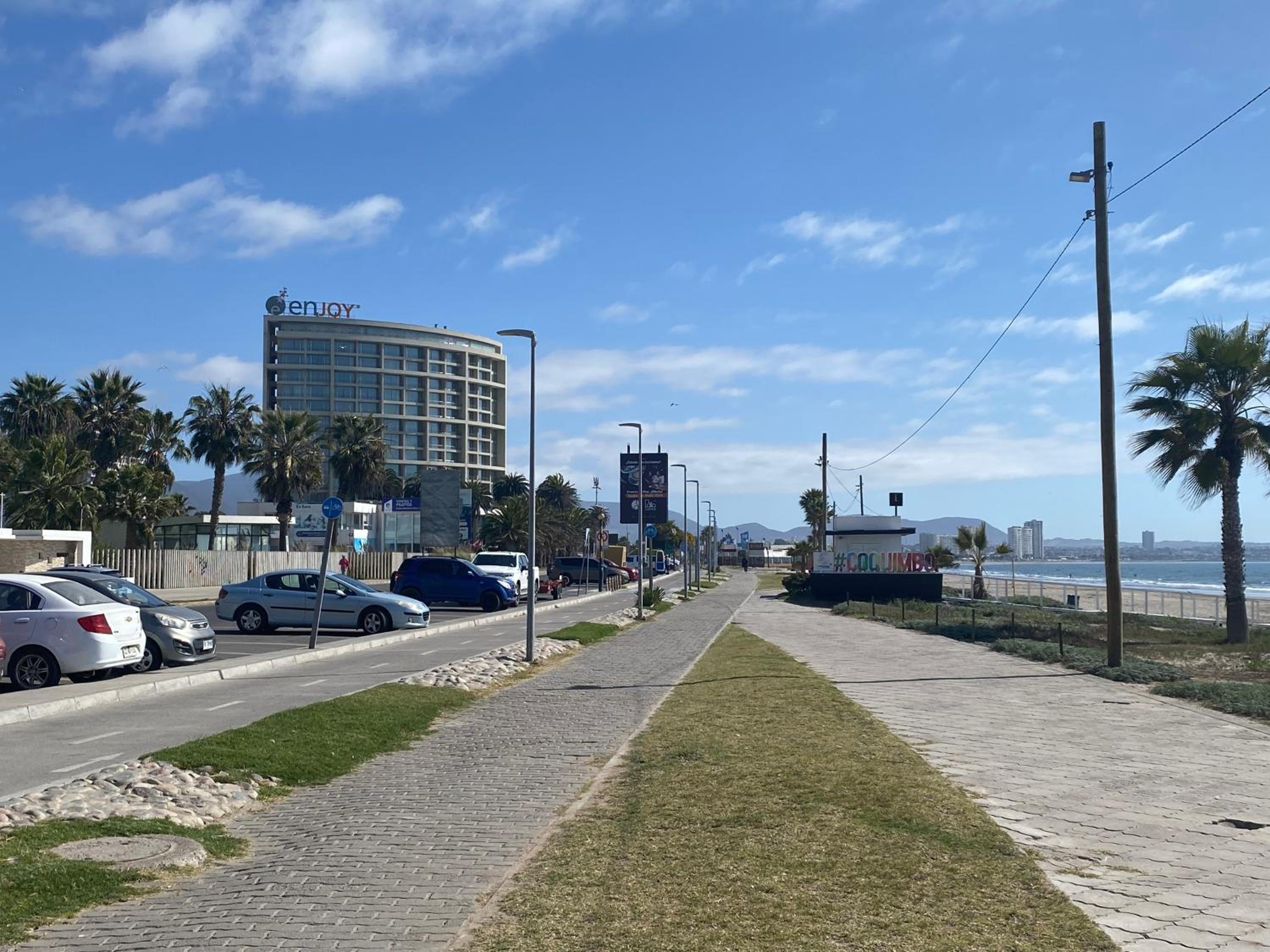 Hermoso departamento a pasos del mar, 3D, 2B
