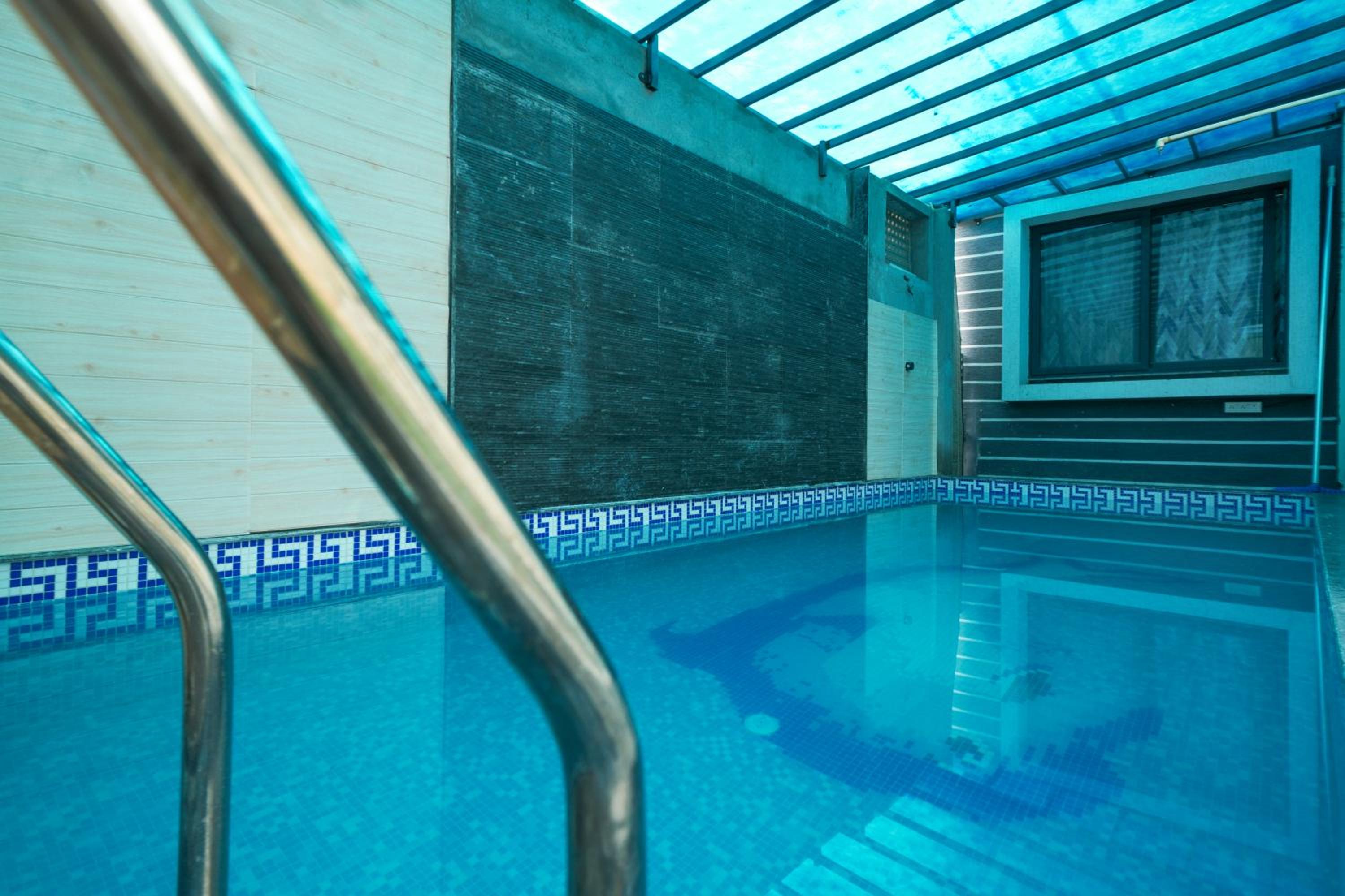 Ring Road Retreat Pool Villa view 4
