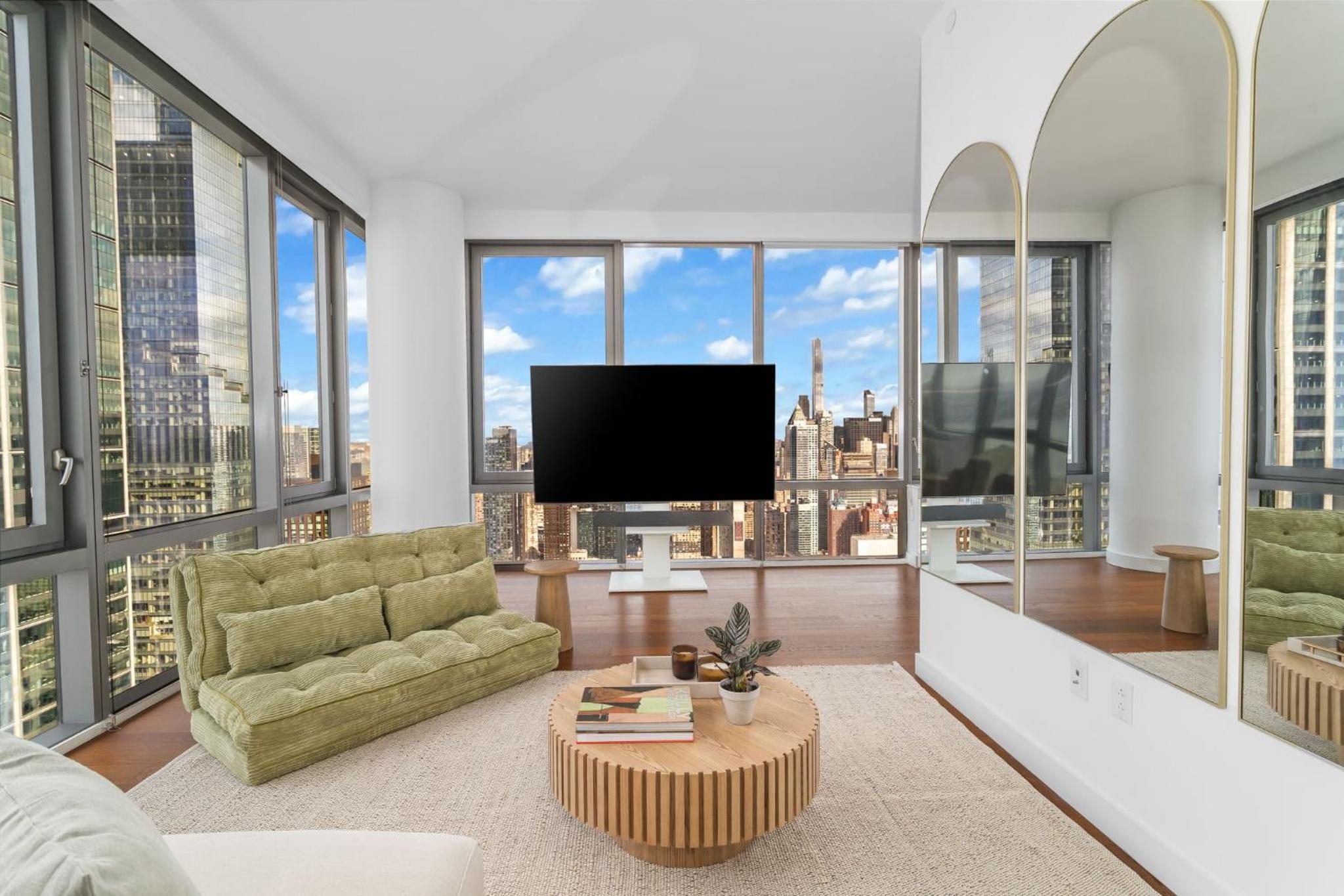 Elegant 2Bed 2Bath Apartment Just Minutes from Central Park & Broadway