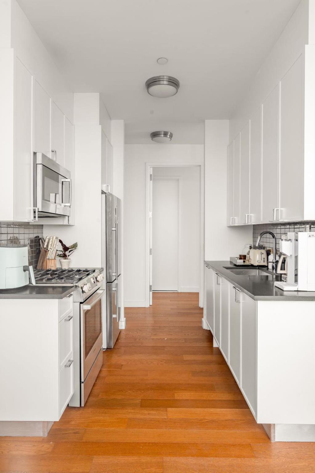 Elegant 2Bed 2Bath Apartment Just Minutes from Central Park & Broadway