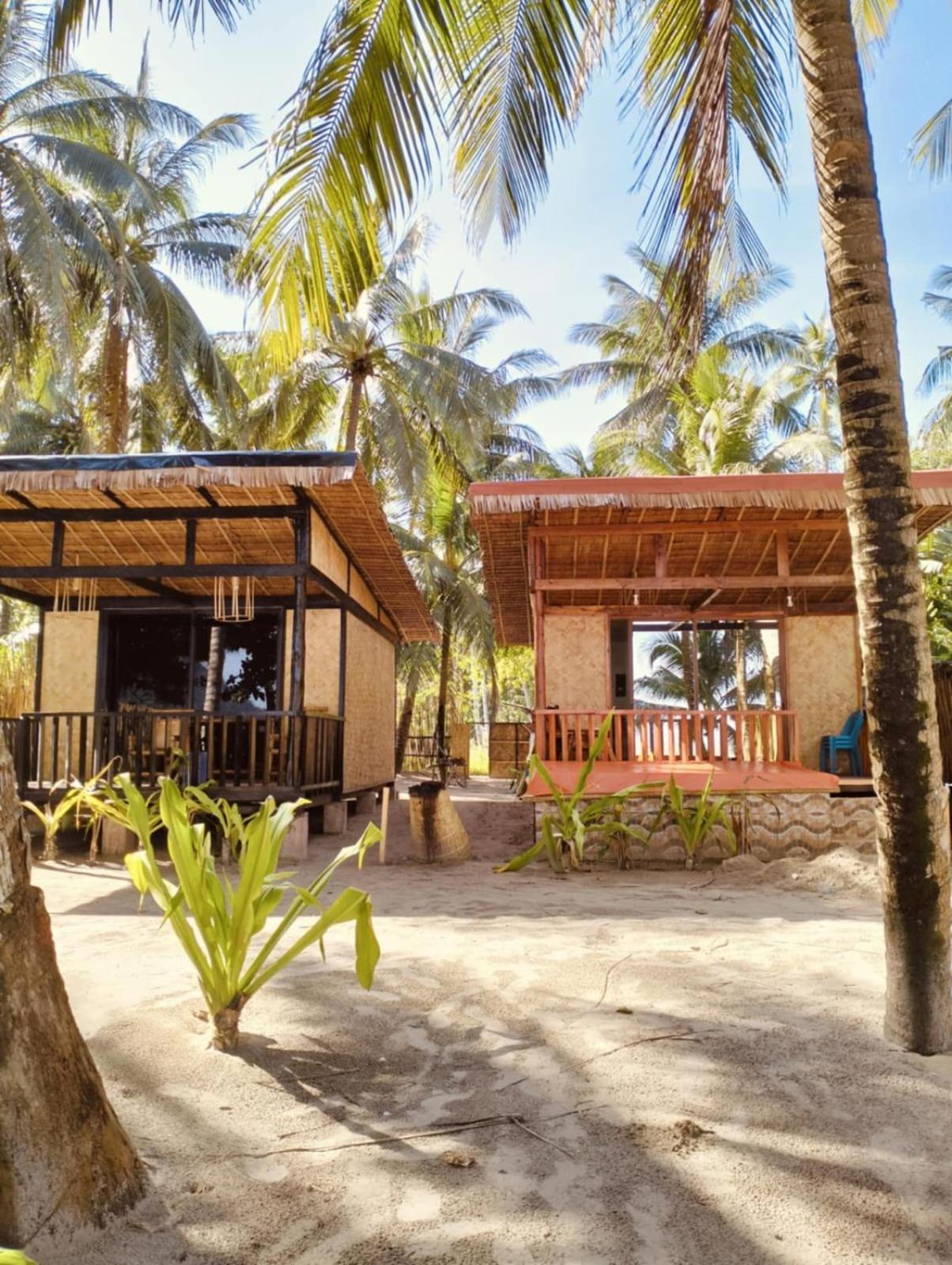 Beachfront Bungalows Bucana, El Nido
