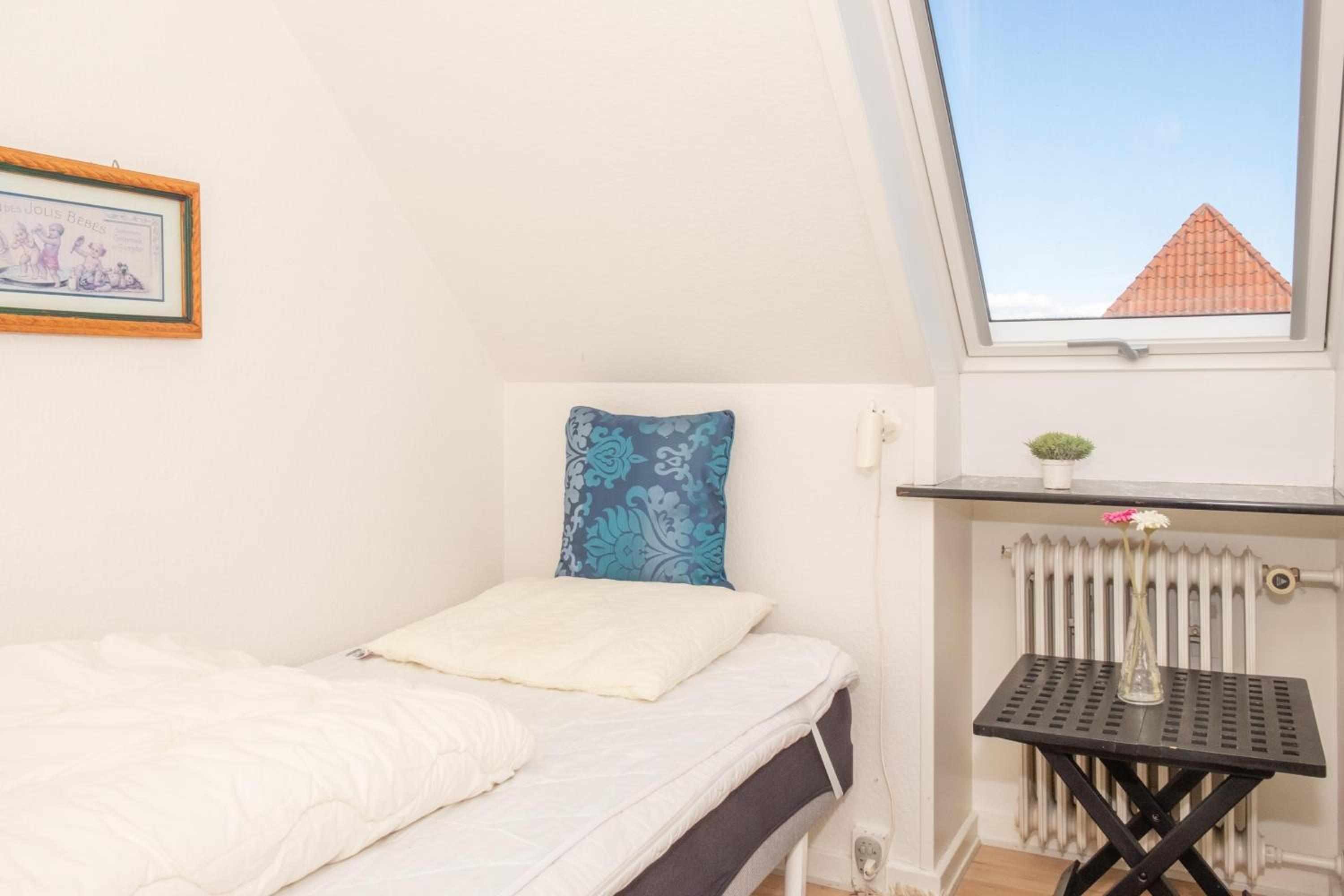 Centrally Located Townhouse In Ebeltoft Close To The Pedestrian Street And Within Walking Distance Of The Harbour