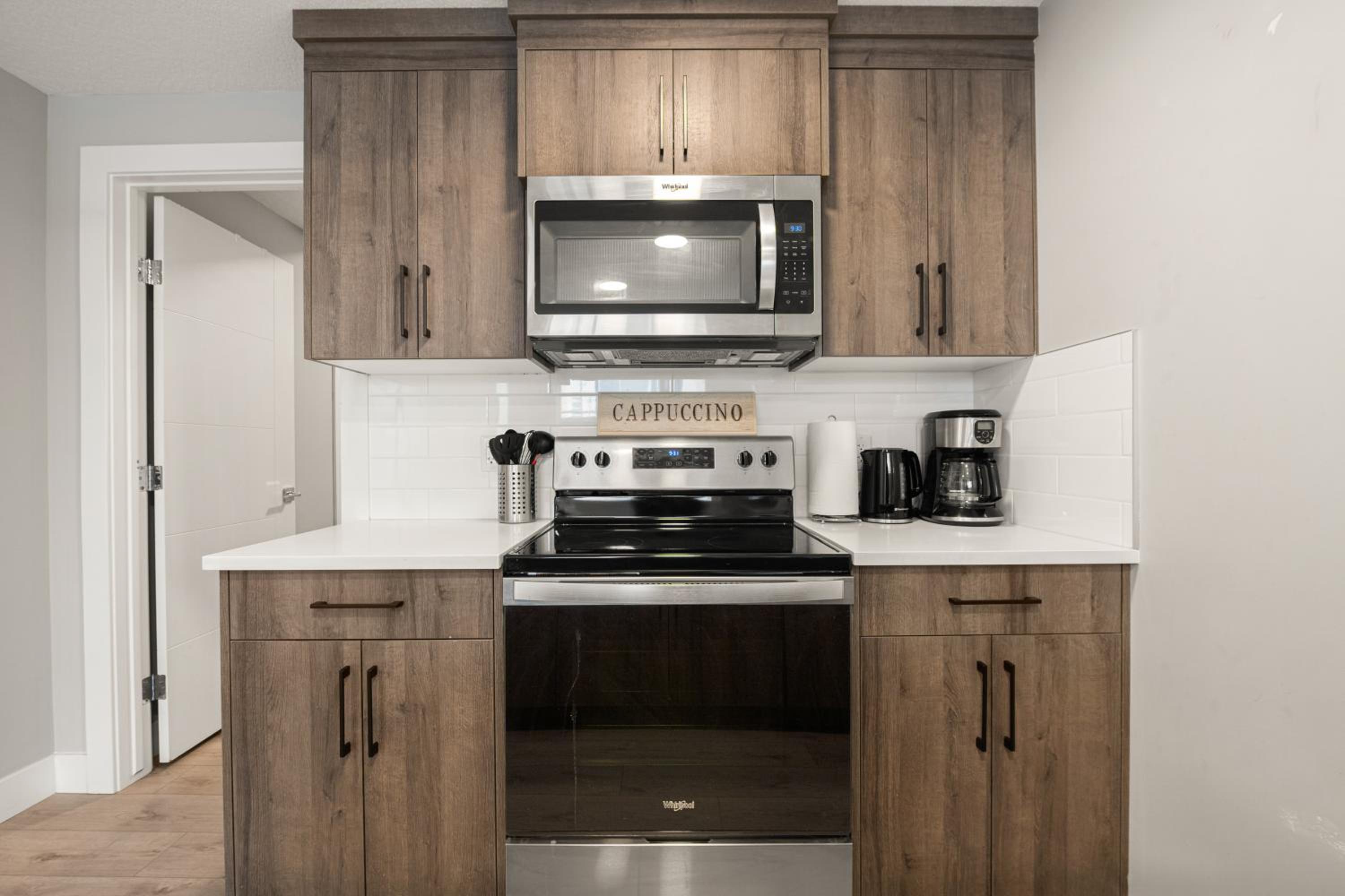 Heart of Hillhurst 1BR Home !