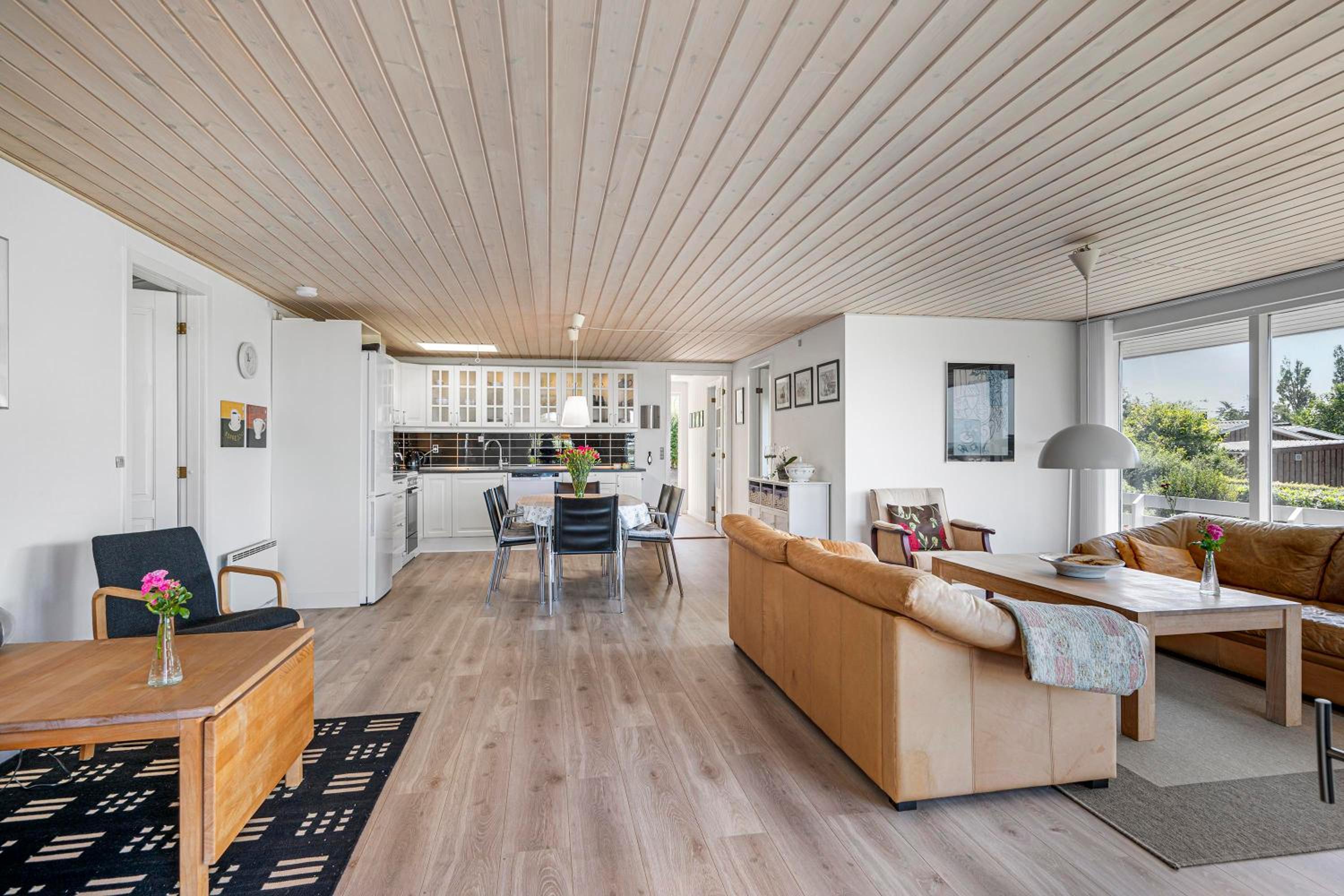 Nice Home In Ebeltoft With 3 Bedrooms And Internet view 3