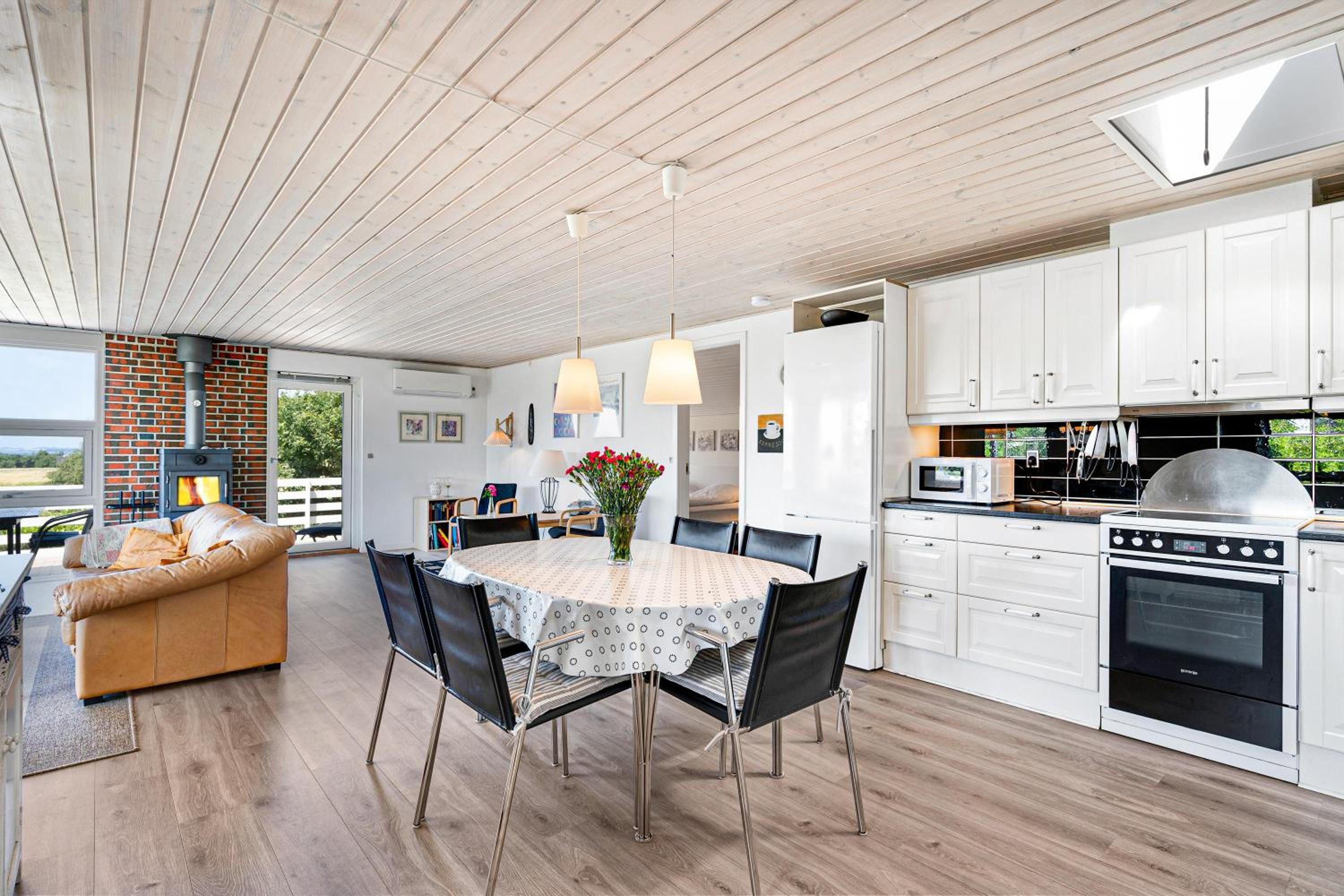 Nice Home In Ebeltoft With 3 Bedrooms And Internet view 4