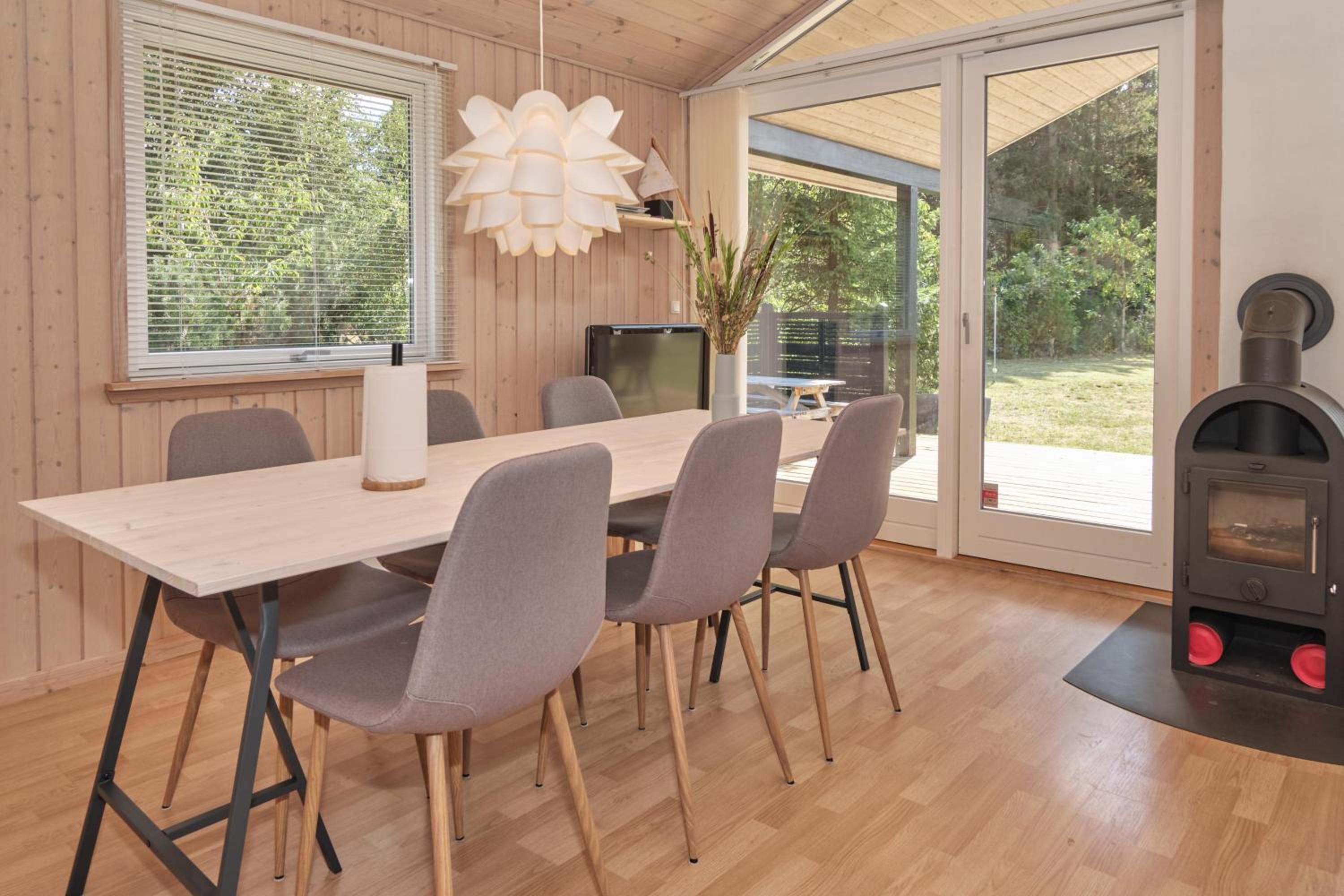 Awesome Home In Ebeltoft With 3 Bedrooms, Sauna And Wifi view 2