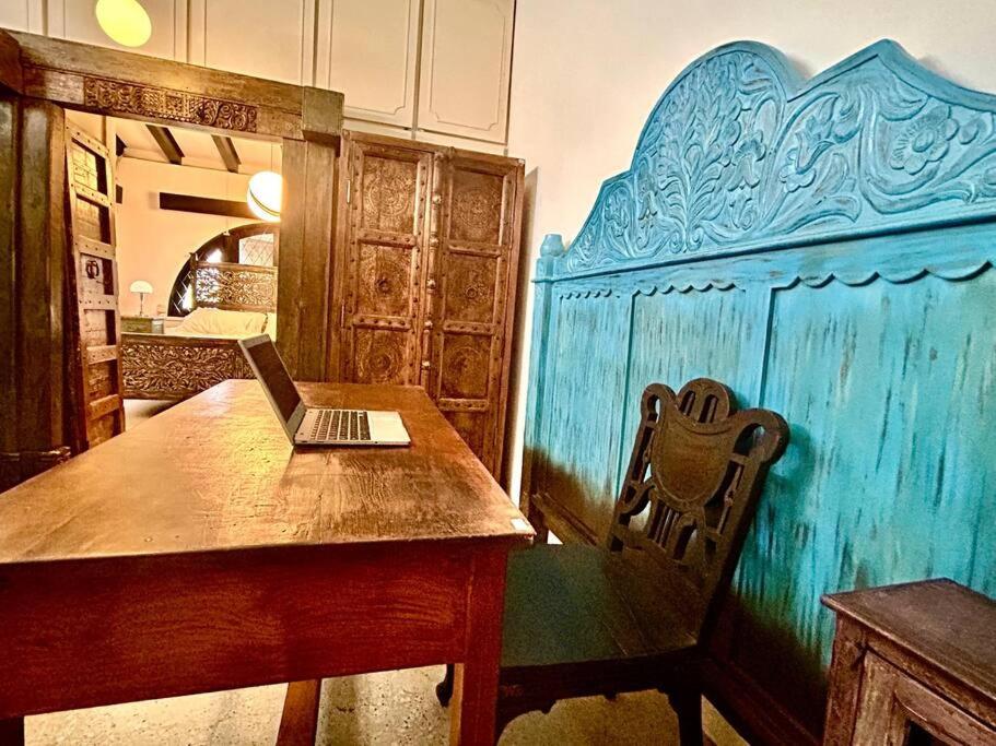 Vintage bedroom with private toilet Petaling Jaya photo 6
