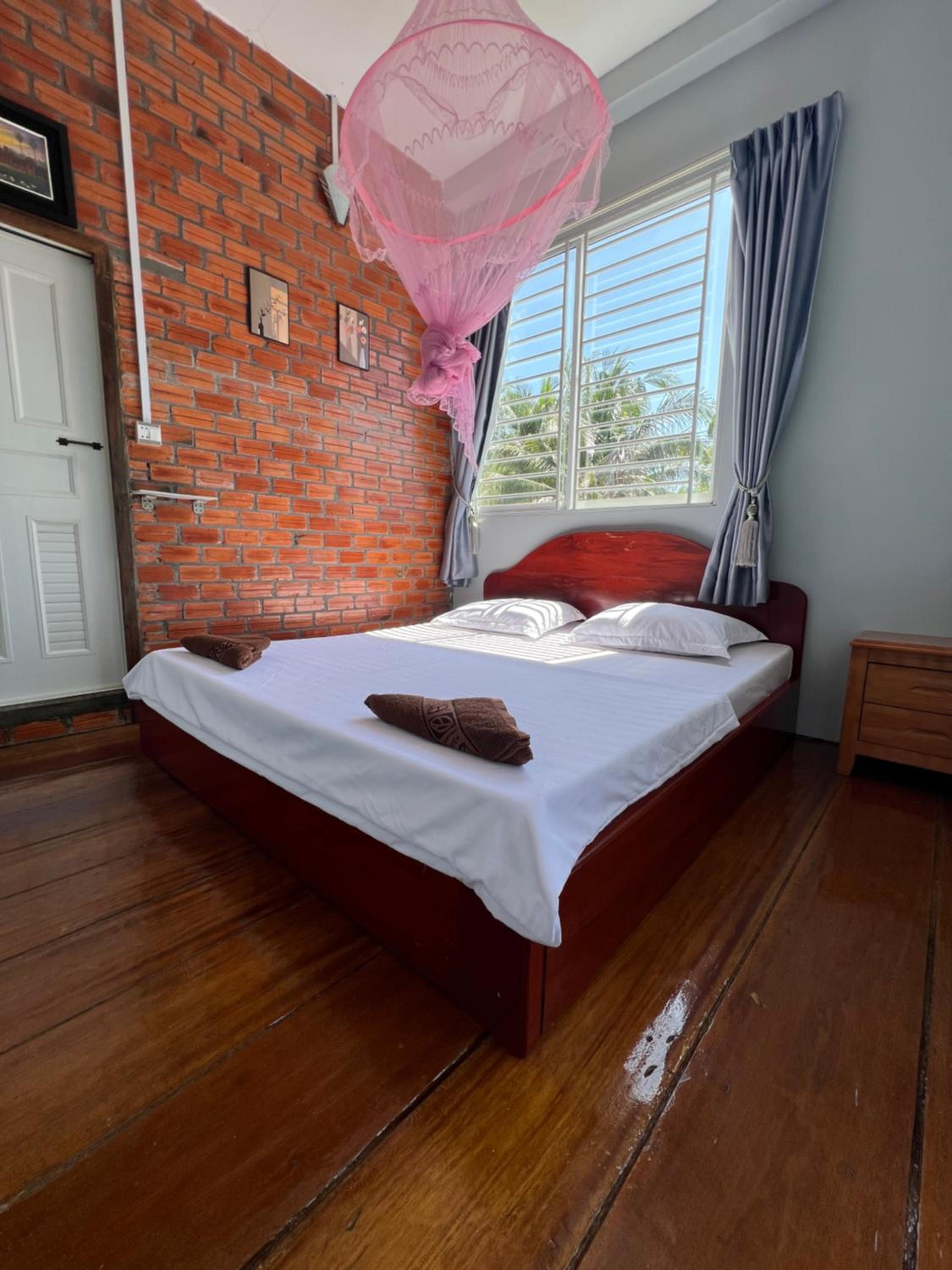 ING ING GUESTHOUSE view 2