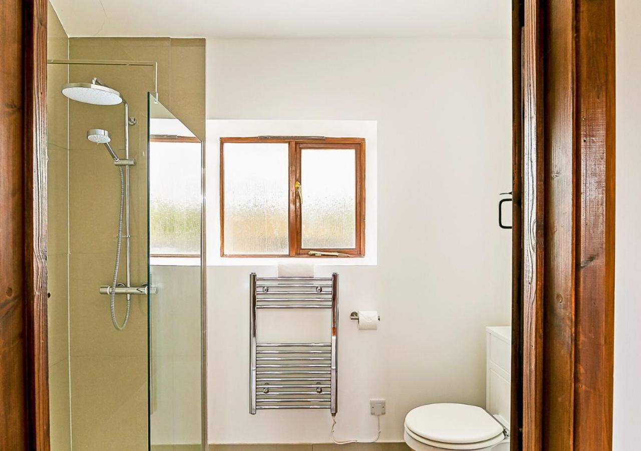 Glyme Flat - Peaceful Country Retreat! view 2