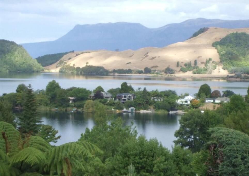 Lake Okareka Cottage