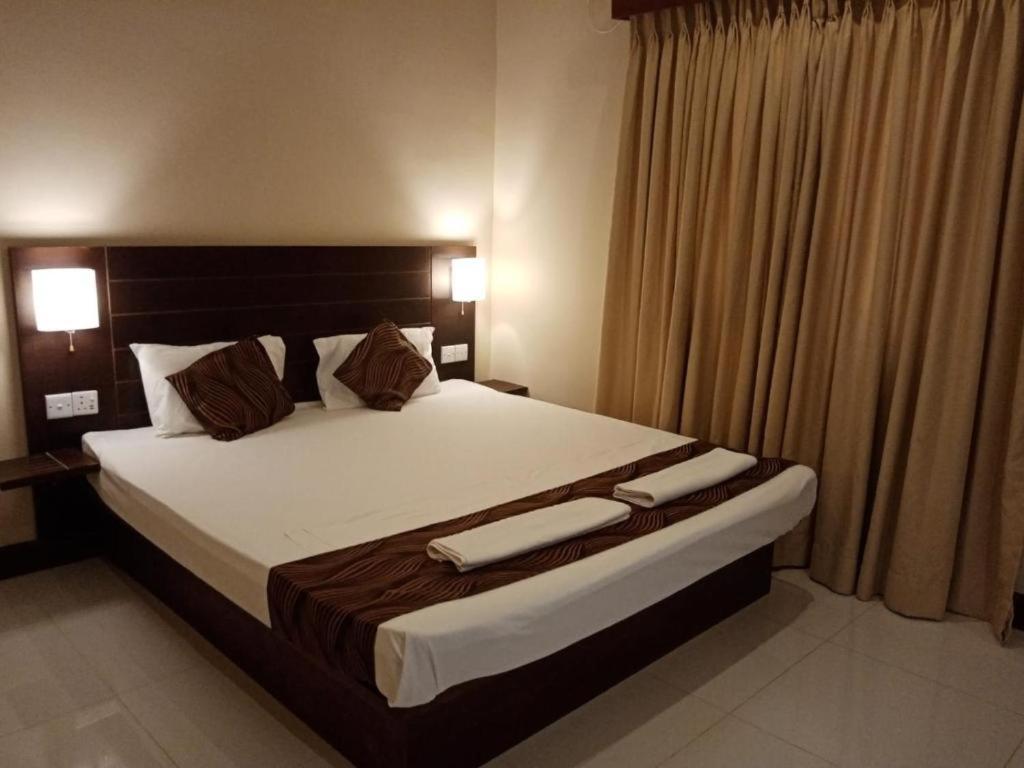 MercuryFM 101- Mercury Inn - Jaffna