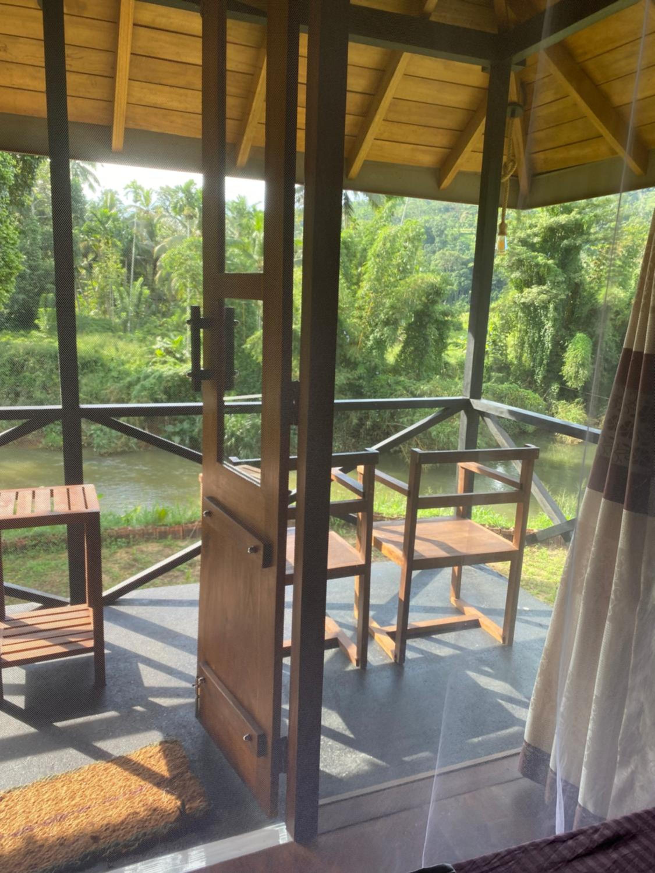 Sinharaja Riverside