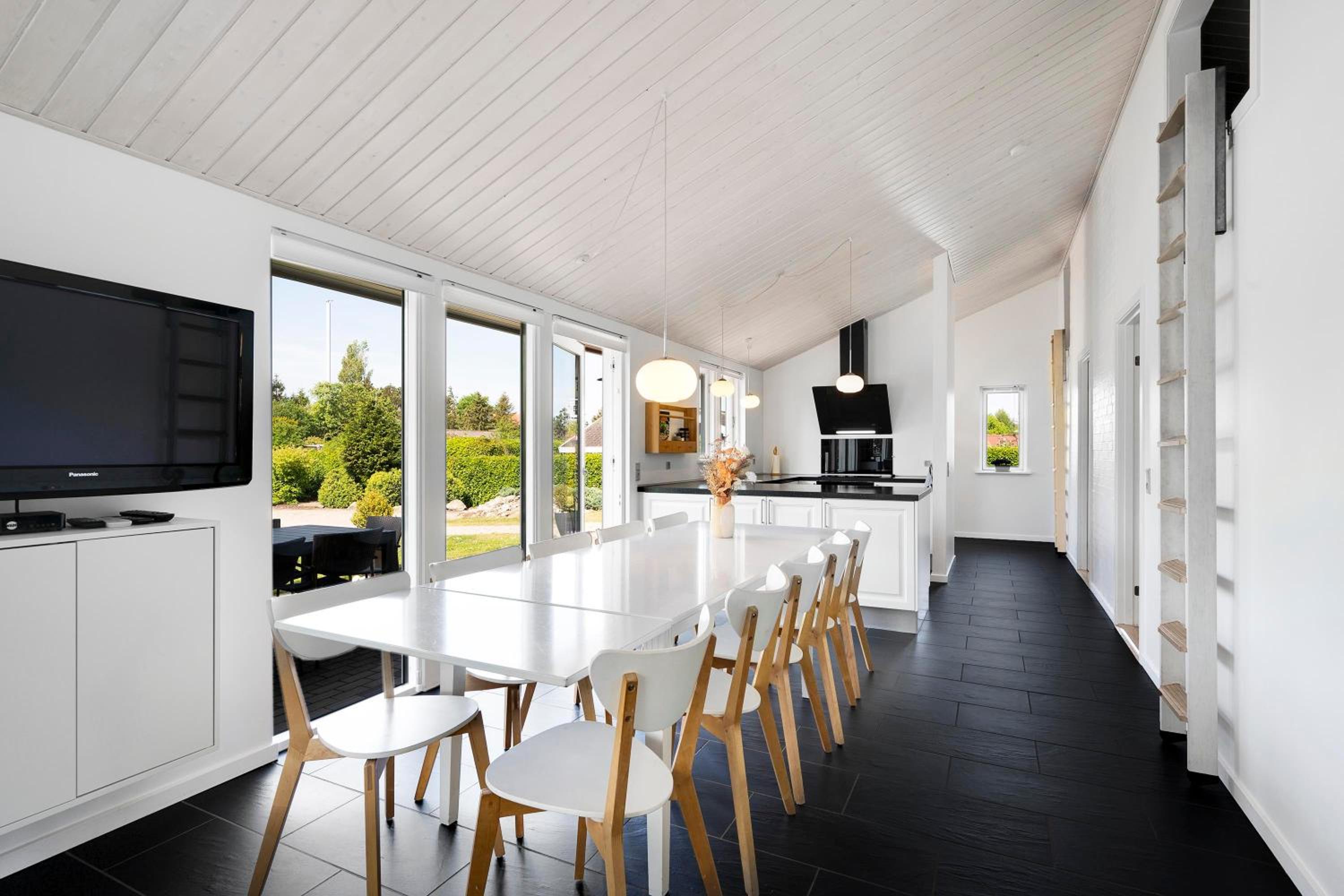Awesome Home In Ebeltoft With 3 Bedrooms, Internet And Sauna view 4