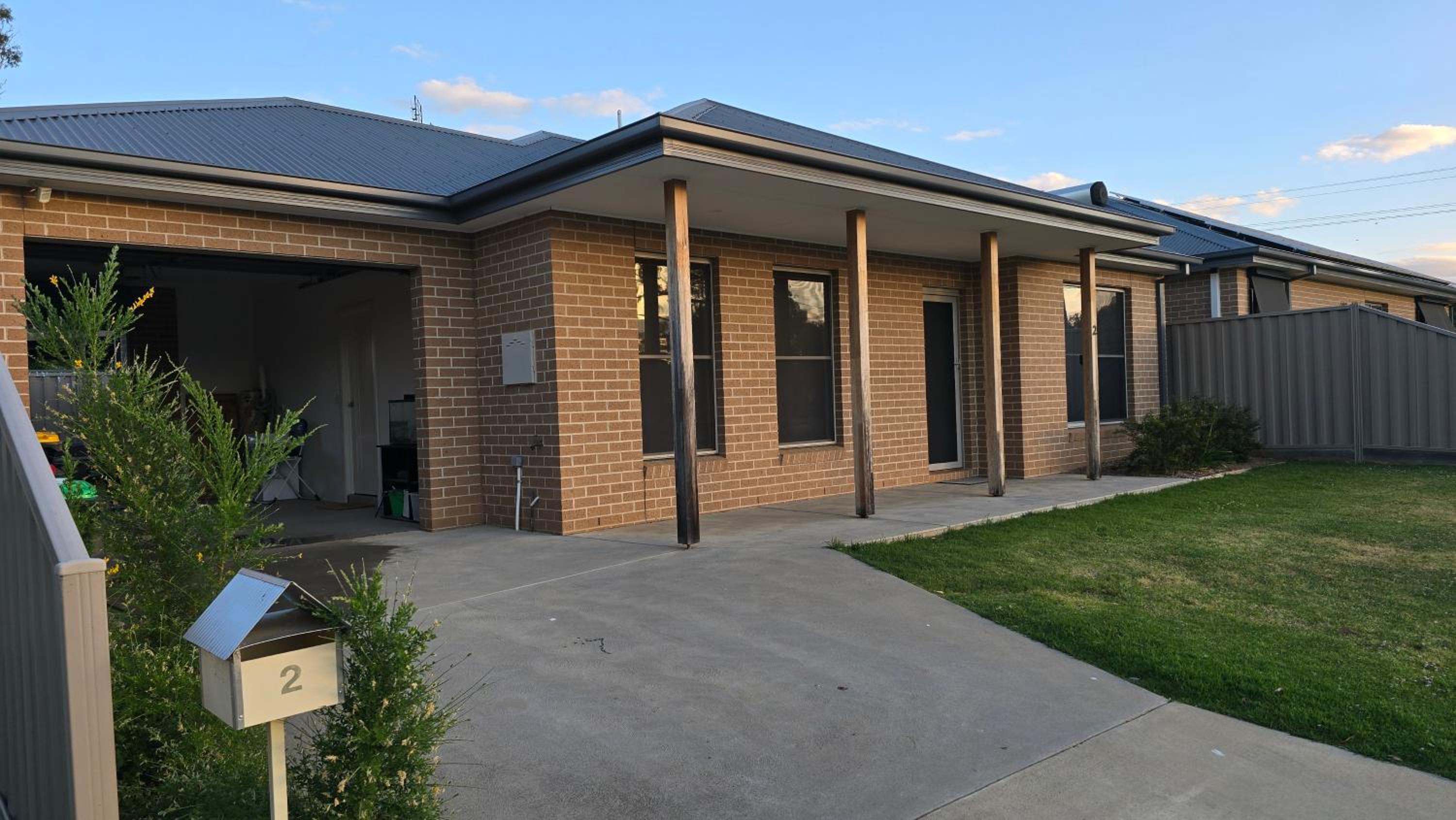 2 bedroom house Central Nagambie sleeps 5