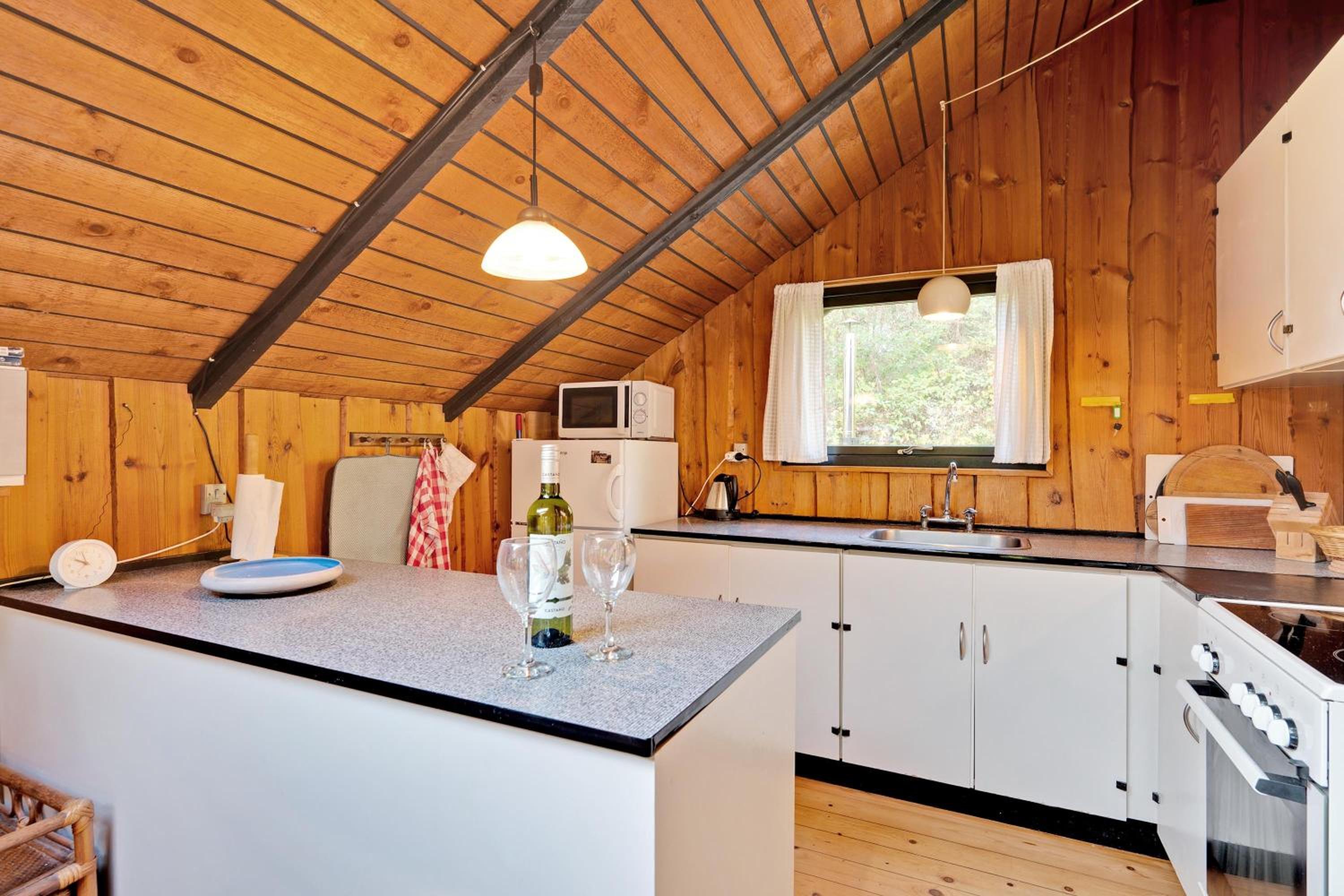 Charming Older Holiday Home With Private Wilderness Hot Tub On Scenic Helgenæs