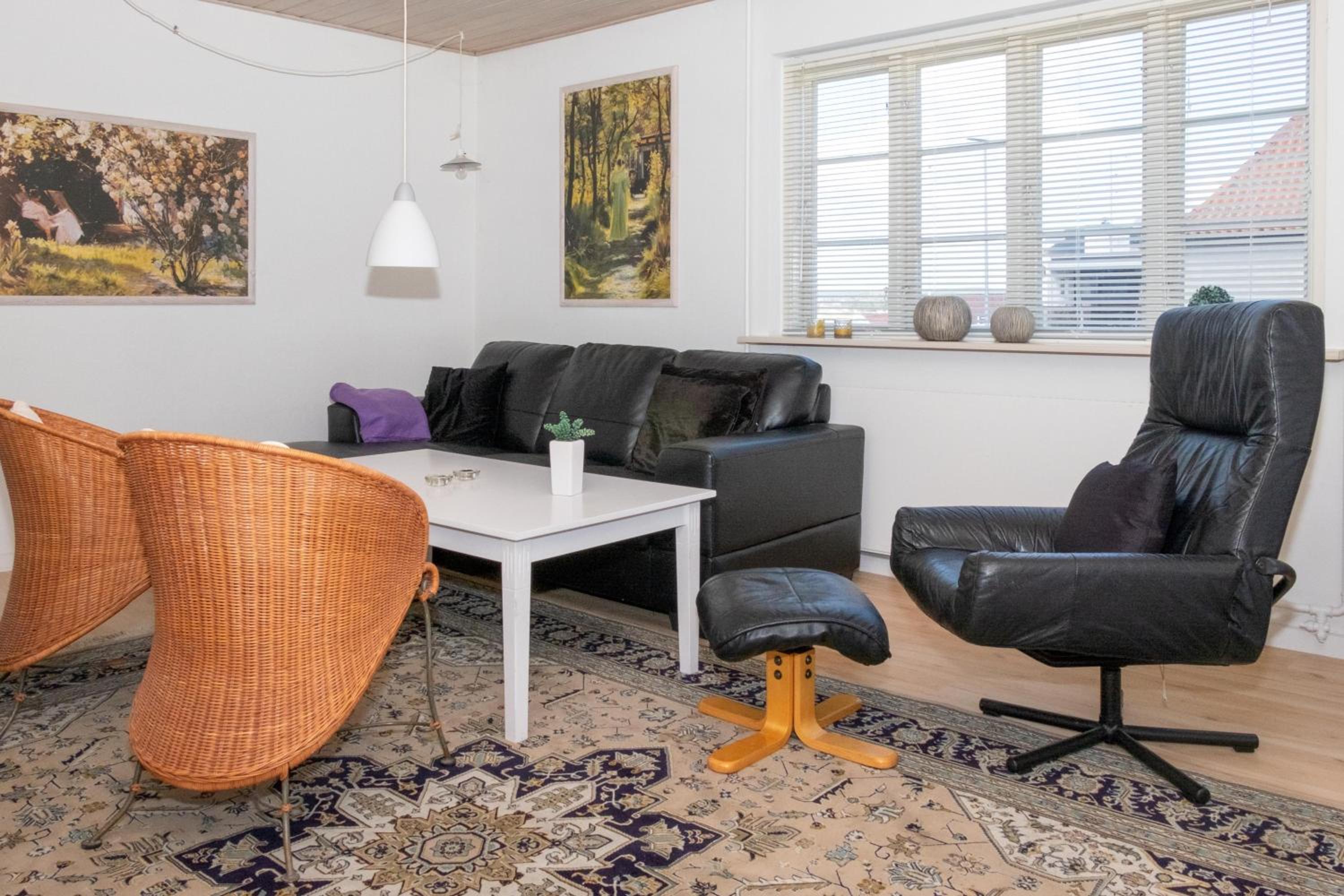 Centrally Located Townhouse In Ebeltoft Close To The Pedestrian Street And Within Walking Distance Of The Harbour