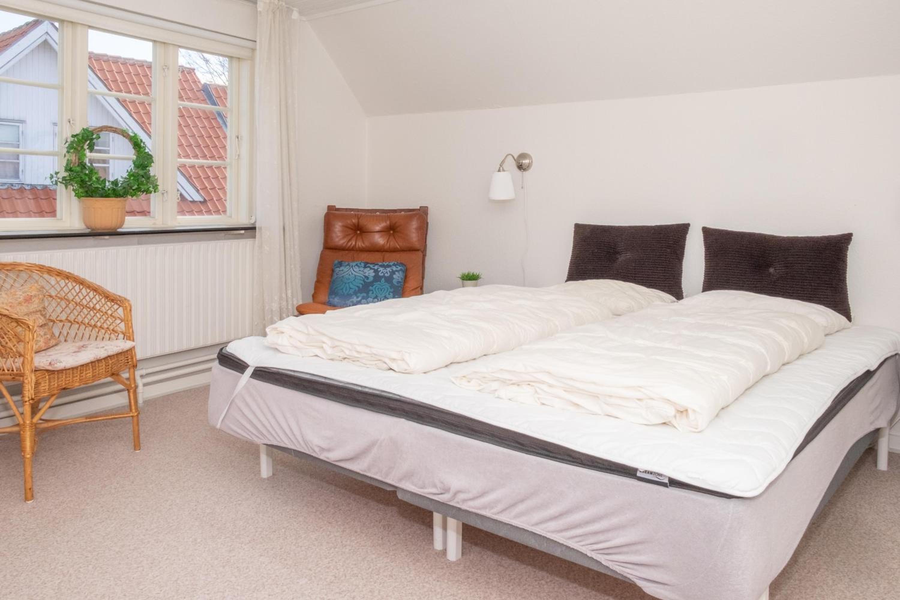 Centrally Located Townhouse In Ebeltoft Close To The Pedestrian Street And Within Walking Distance Of The Harbour