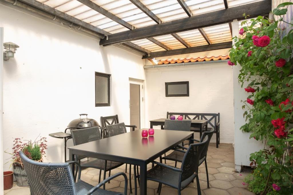 Centrally Located Townhouse In Ebeltoft Close To The Pedestrian Street And Within Walking Distance Of The Harbour
