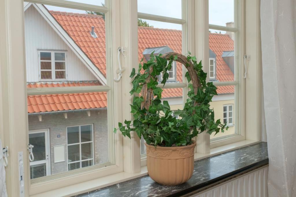 Centrally Located Townhouse In Ebeltoft Close To The Pedestrian Street And Within Walking Distance Of The Harbour