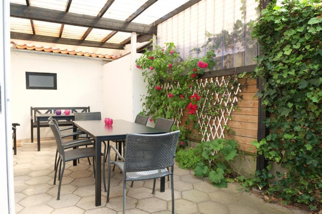 Centrally Located Townhouse In Ebeltoft Close To The Pedestrian Street And Within Walking Distance Of The Harbour