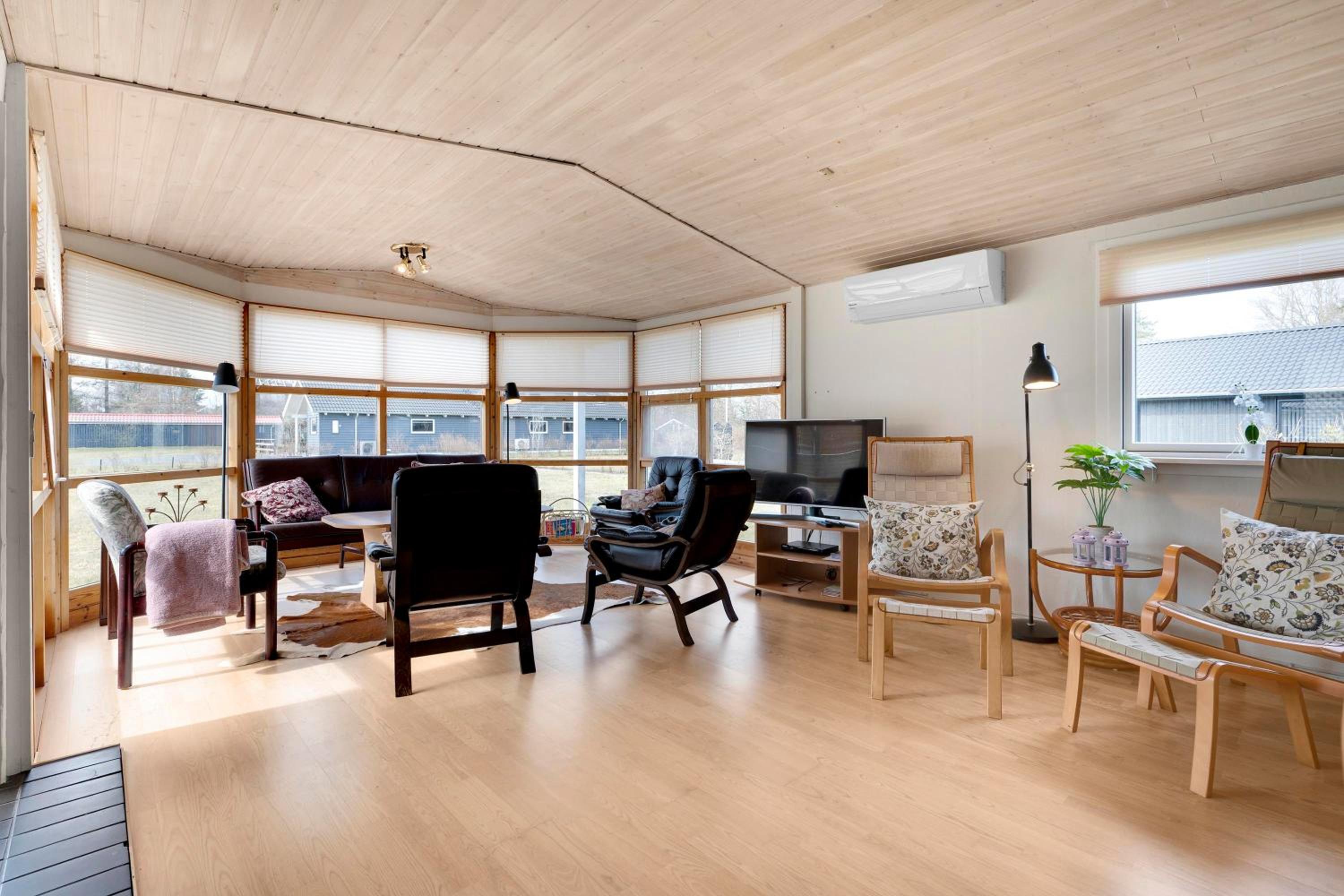 Awesome Home In Knebel With 4 Bedrooms And Internet view 4