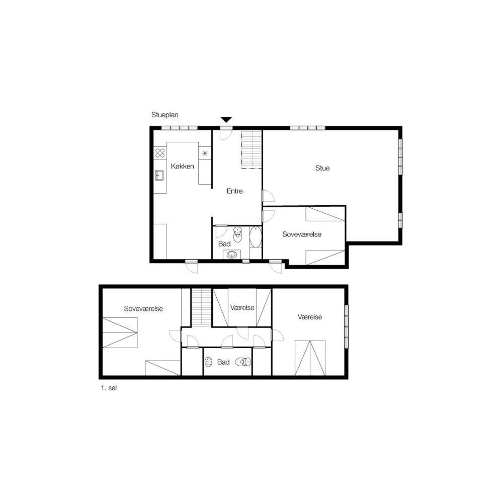 Centrally Located Townhouse In Ebeltoft Close To The Pedestrian Street And Within Walking Distance Of The Harbour