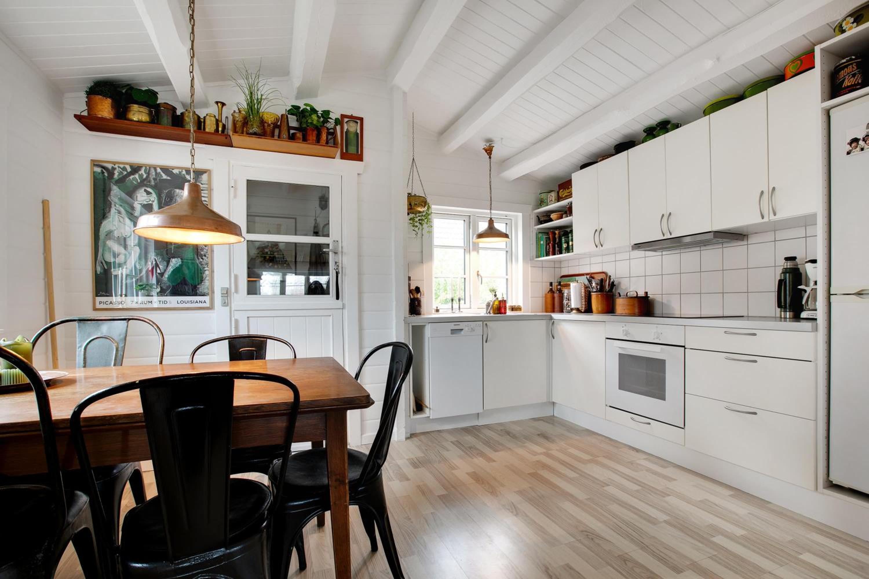 Charming Renovated House In Beautiful And Peaceful Surroundings