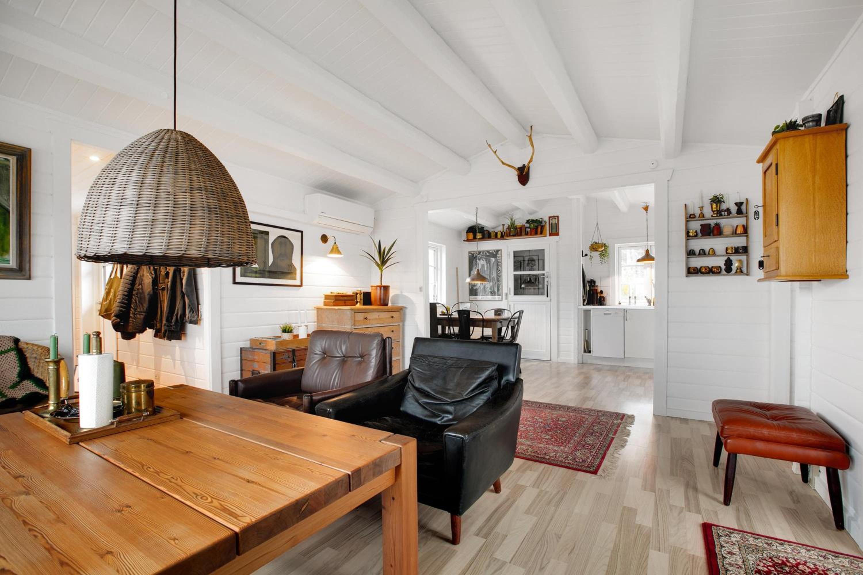 Charming Renovated House In Beautiful And Peaceful Surroundings