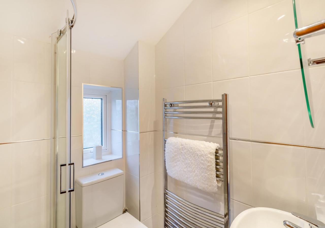 3 Bed in Horsehouse oc-e29610