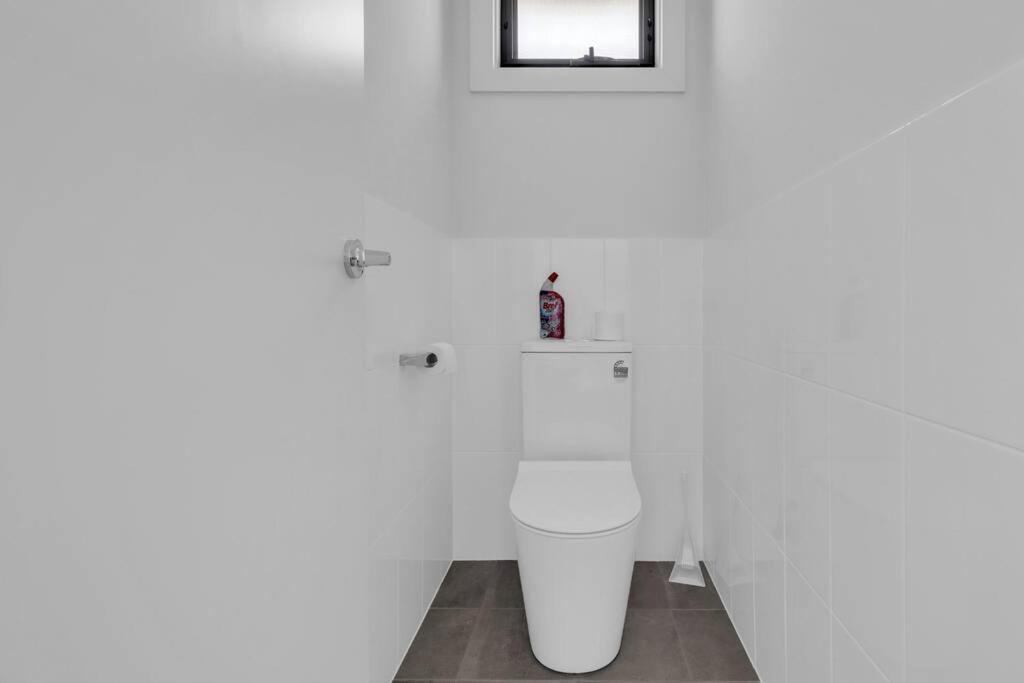 Paradise Family Home, Close to CBD & Amenities