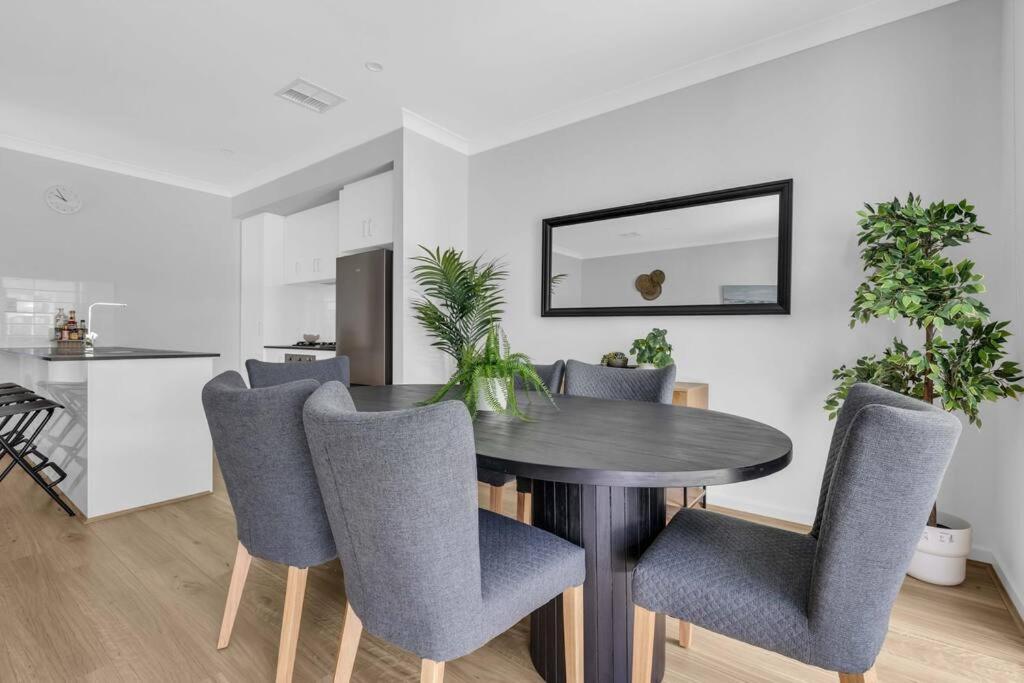 Paradise Family Home, Close to CBD & Amenities
