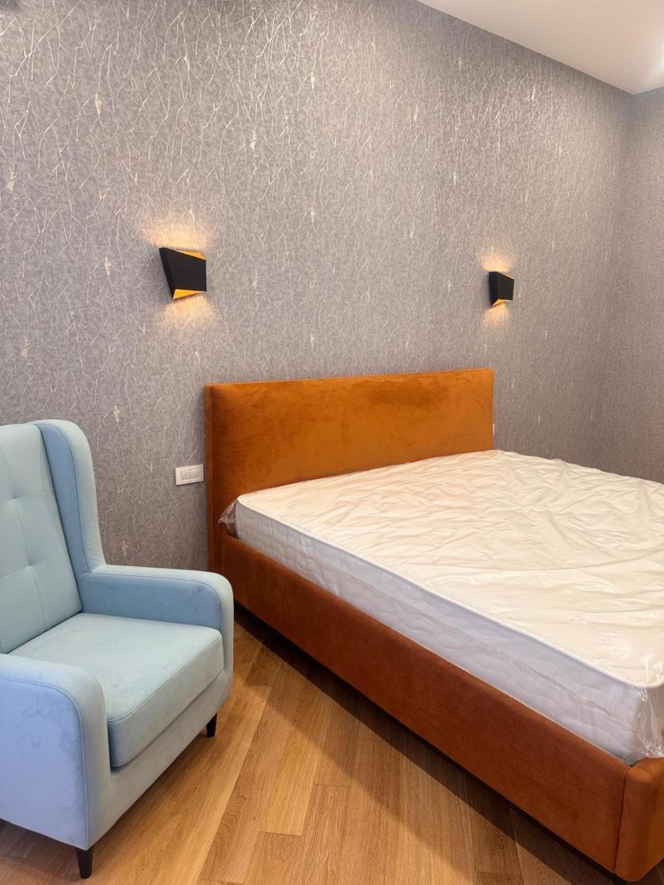 28 Apartment
