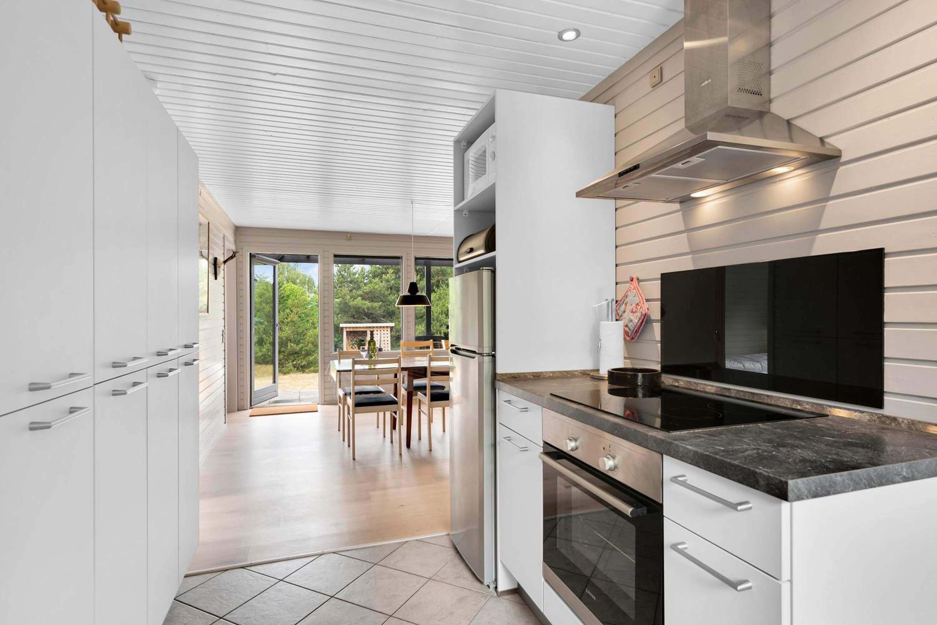 Lovely Holiday Home Within Walking Distance To A Great Beach