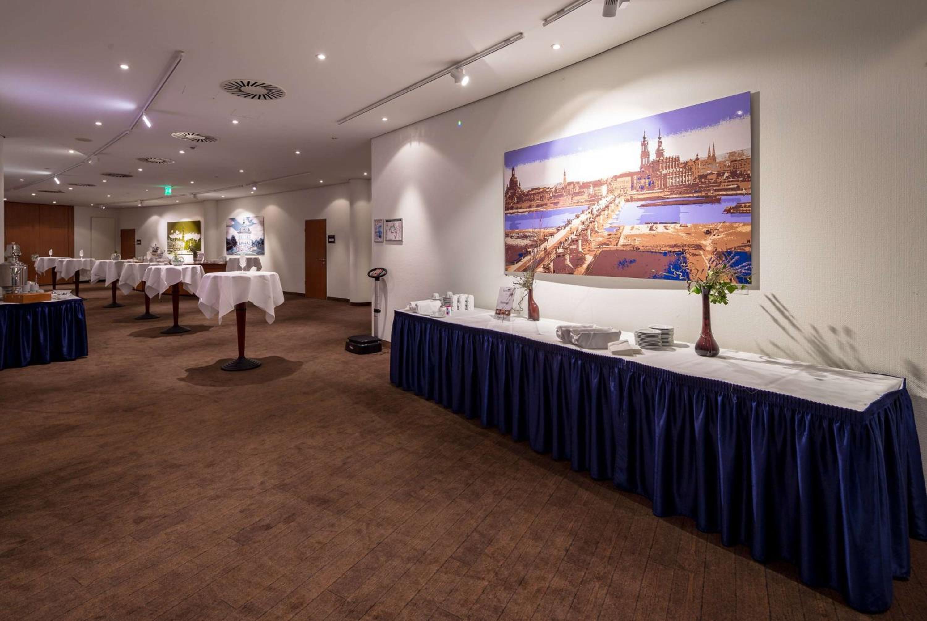 Dresden Vacations - Ramada by Wyndham Dresden - Property Image 67