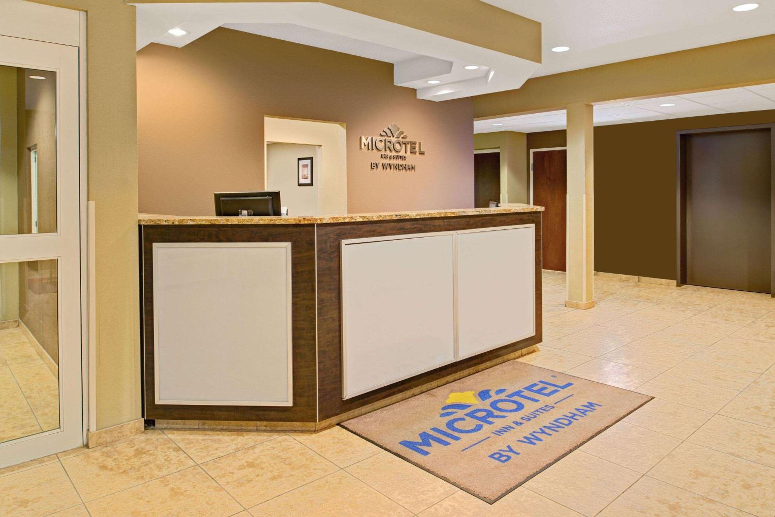 Council Bluffs Vacations - Microtel Inn Suites by Wyndham Bluffs - Property Image 52