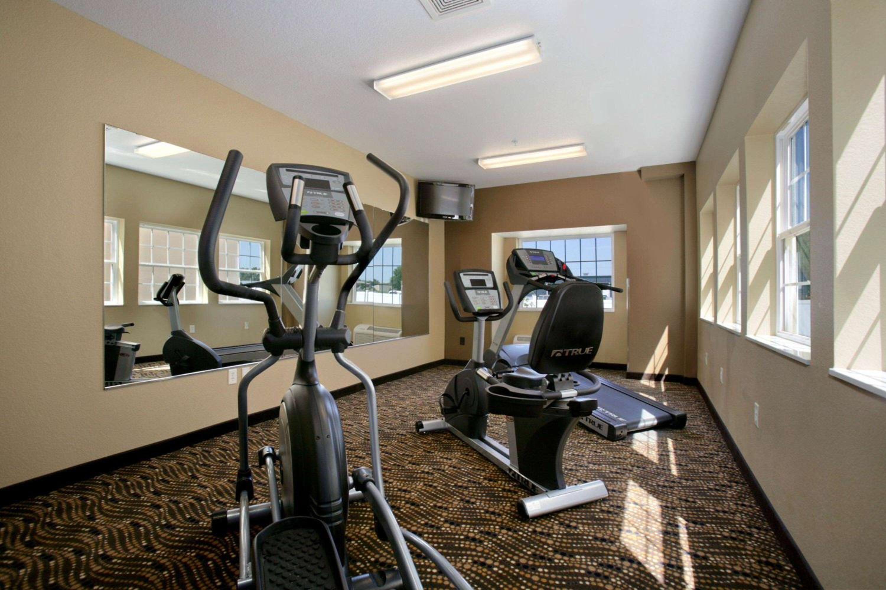 Council Bluffs Vacations - Microtel Inn Suites by Wyndham Bluffs - Property Image 54