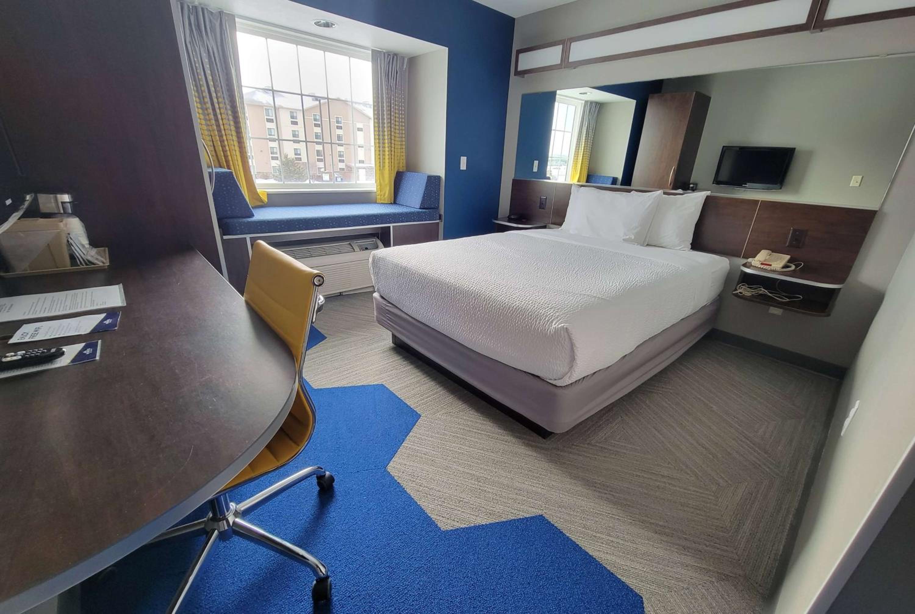 Council Bluffs Vacations - Microtel Inn  Suites by Wyndham Bluffs - Property Image 3