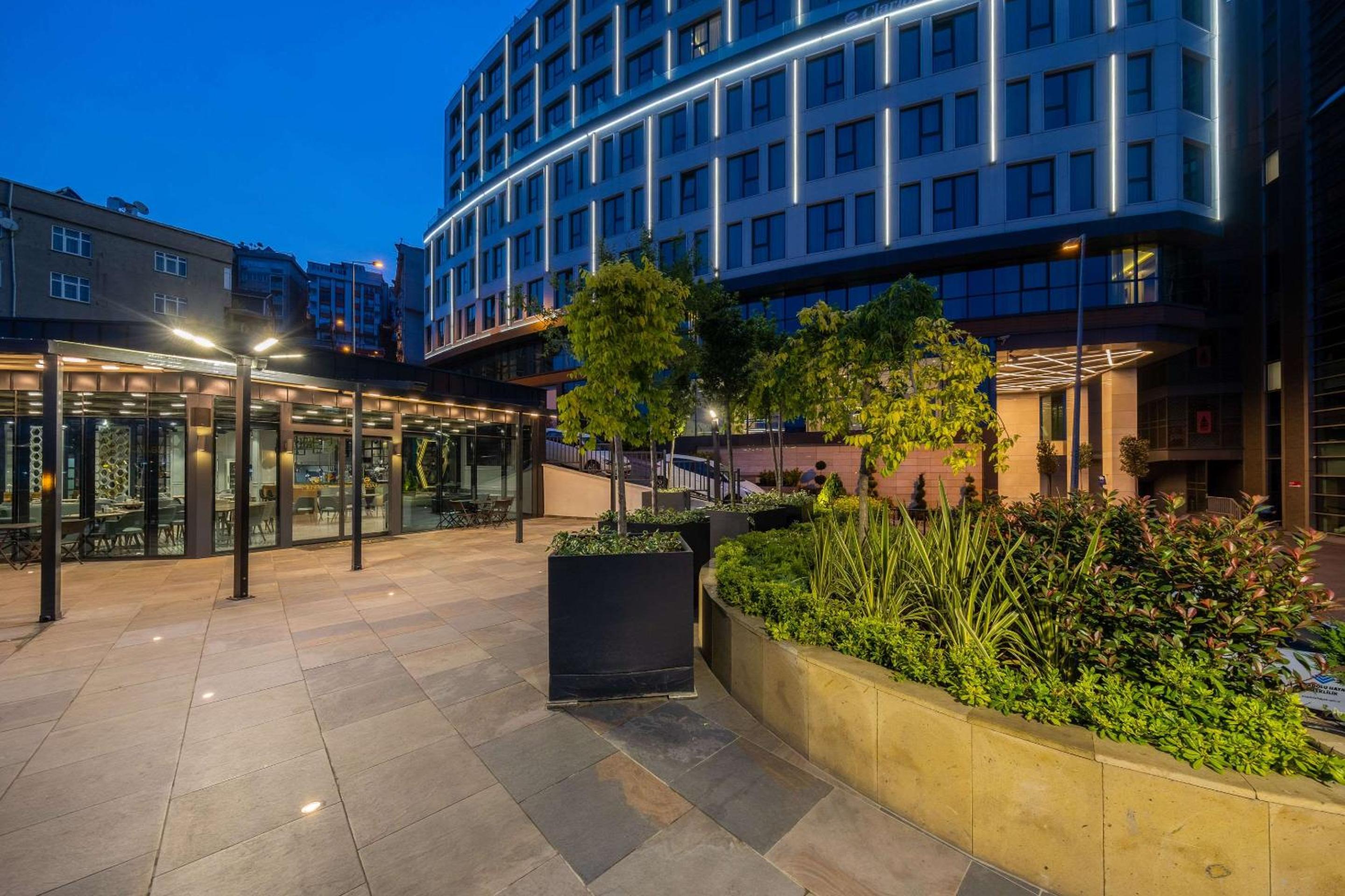 Clarion Otel Golden Horn - Image 13