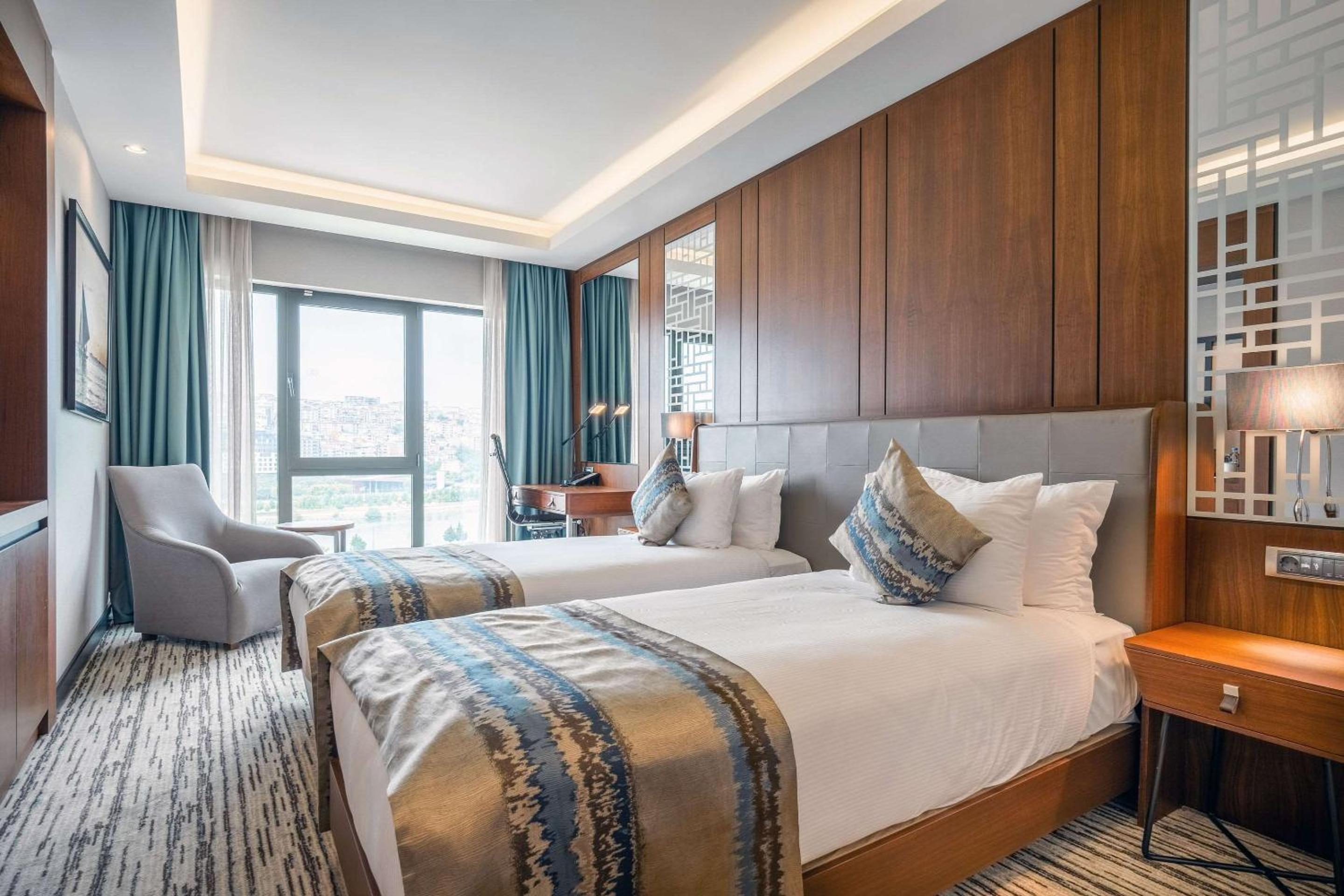 Clarion Otel Golden Horn - Image 27